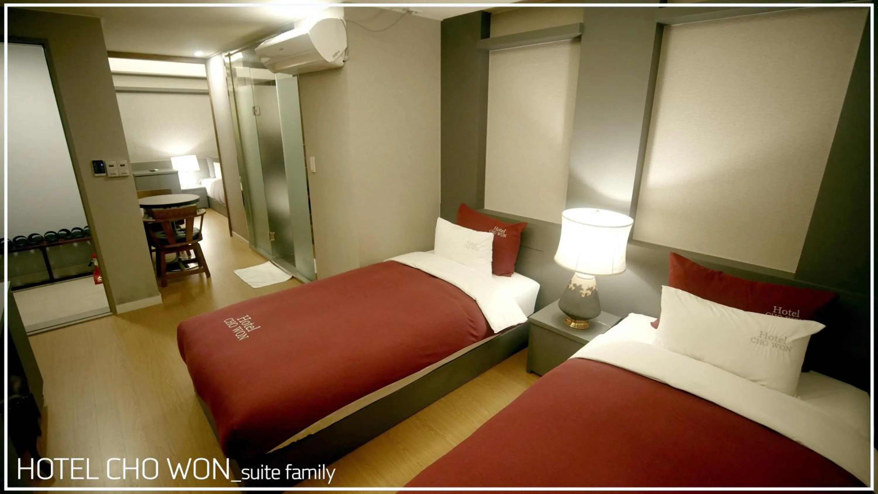 Decorative detail, Bed in Hotel Chowon