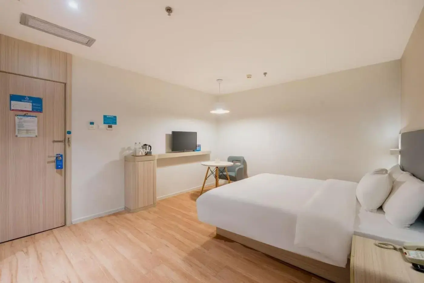 Double Room in Hanting Hotel Beijing Railway Station Subway Station Double Room in Hanting Hotel Beijing Railway Station Subway Station