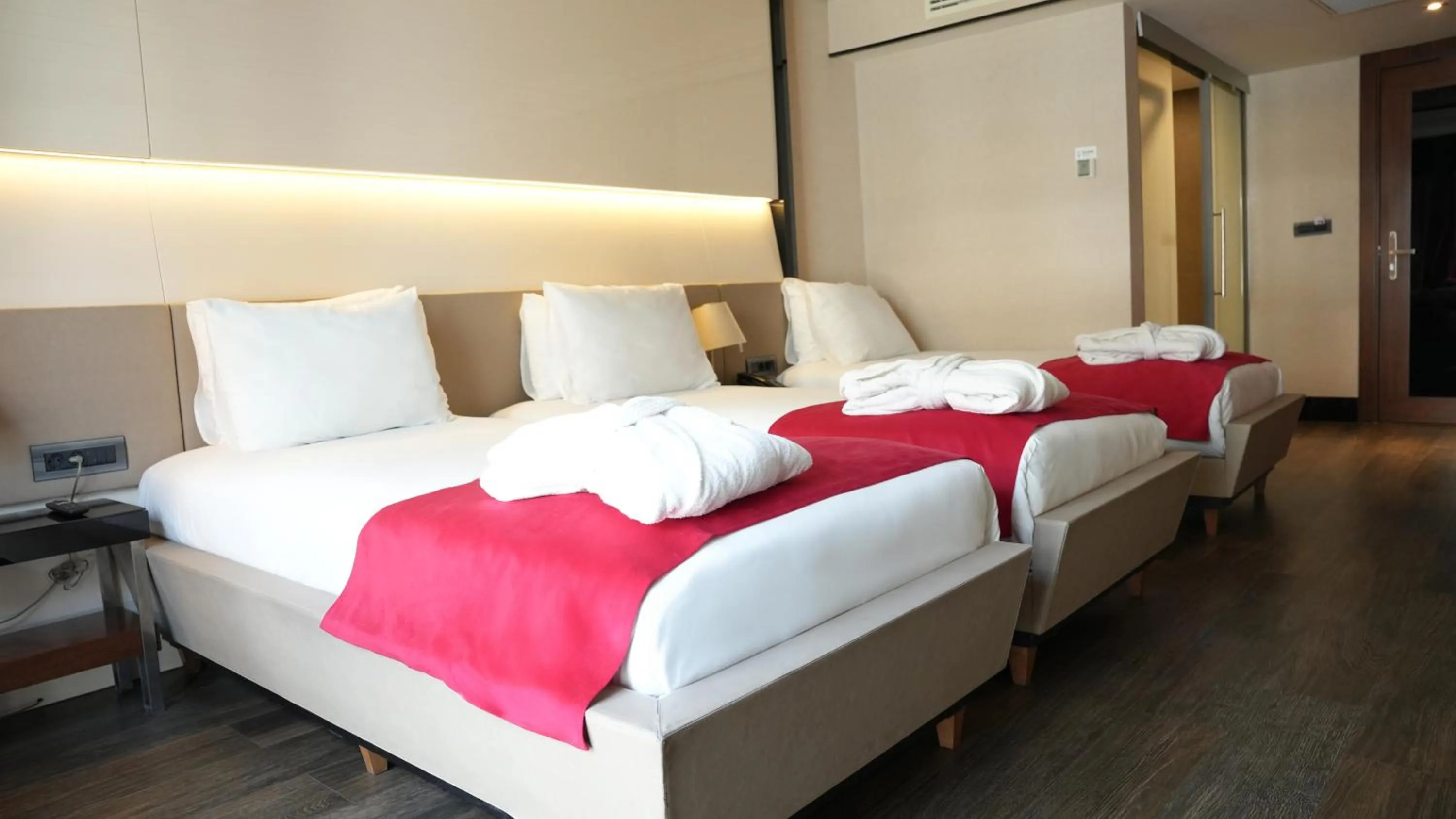 Bed in Hotel Favori Nisantasi