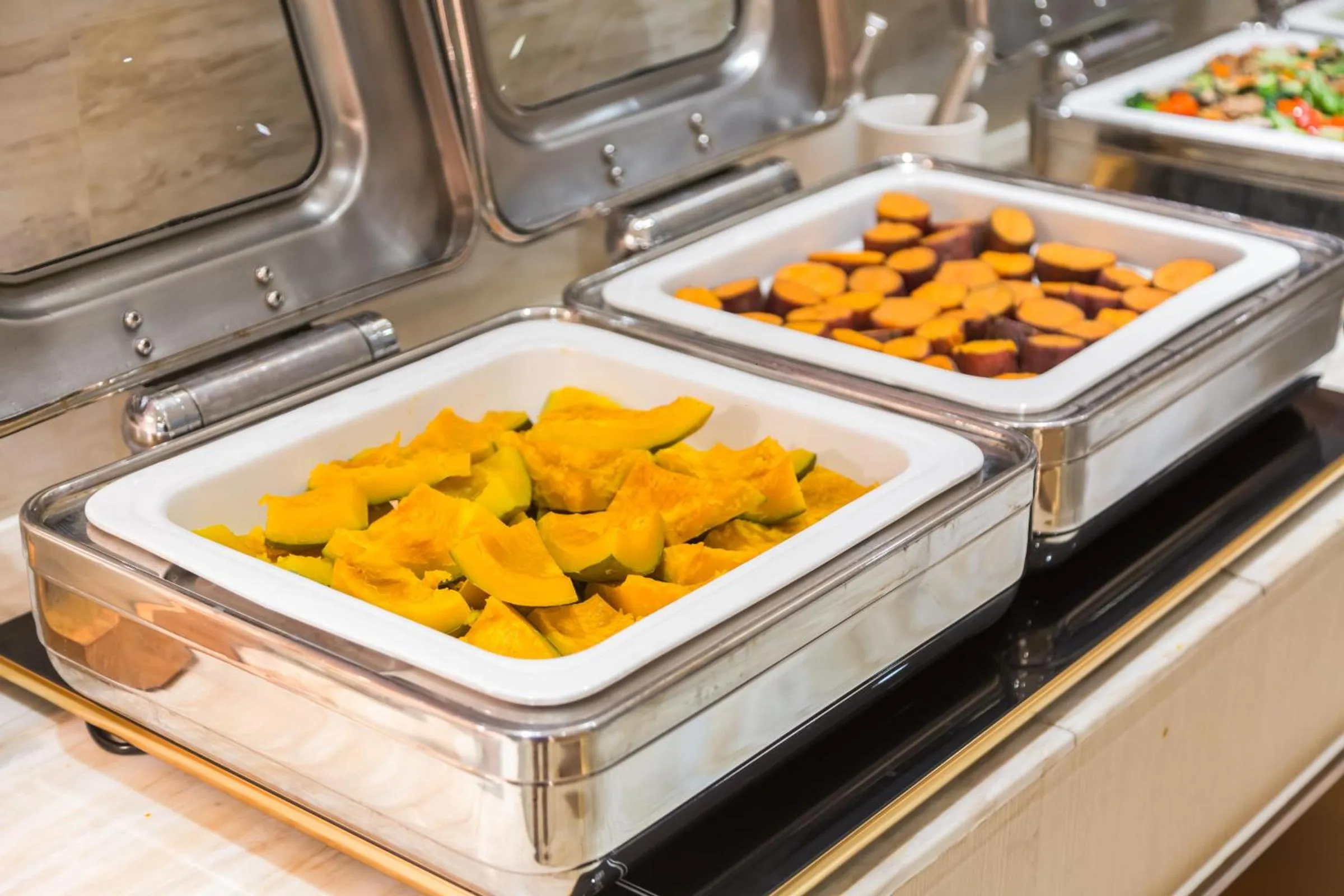 Restaurant/places to eat in JI Hotel Beijing Nanluoguxiang Andingmen Subway Station