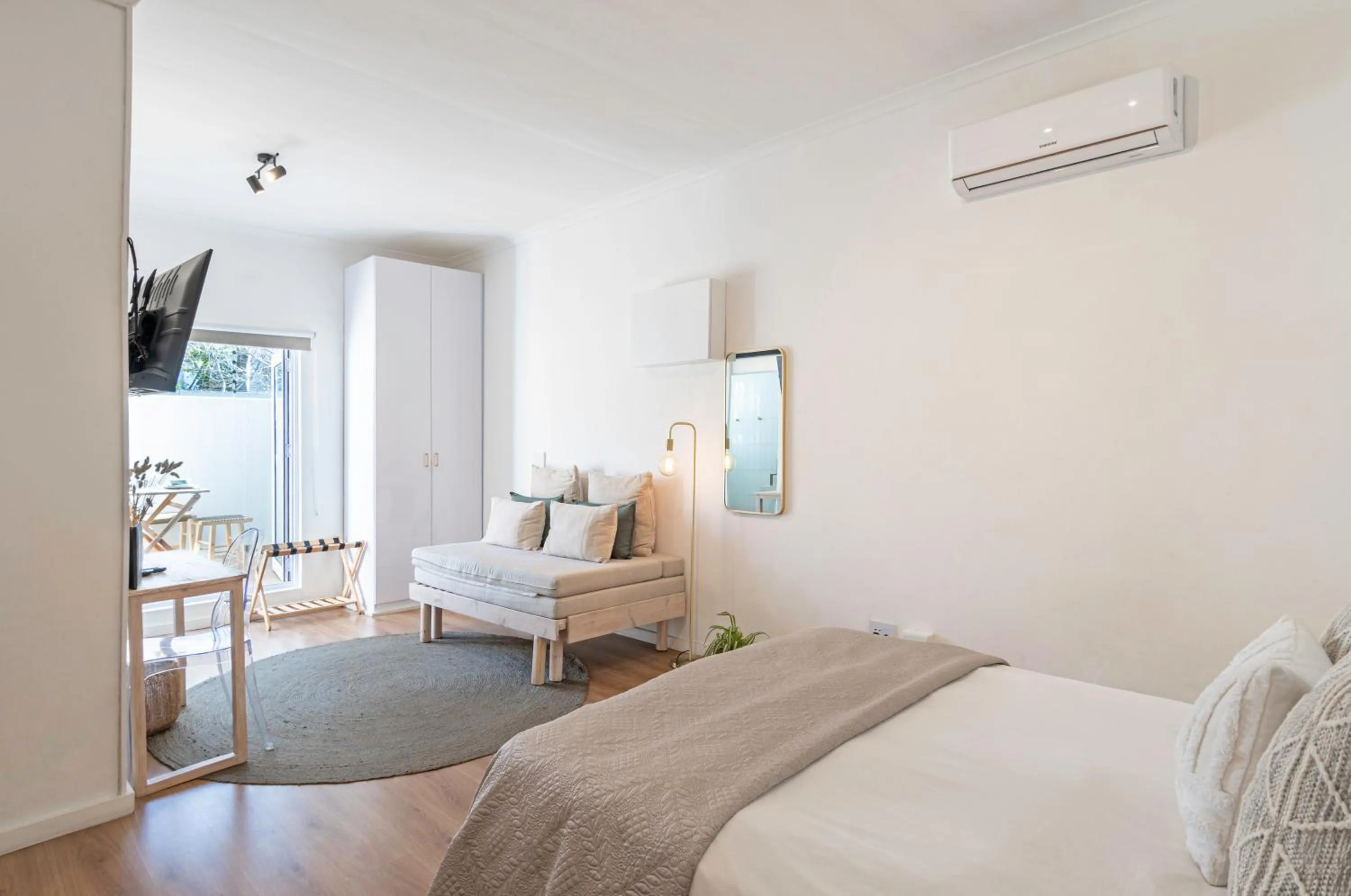 Bed in 107 Dorpstraat Boutique Hotel