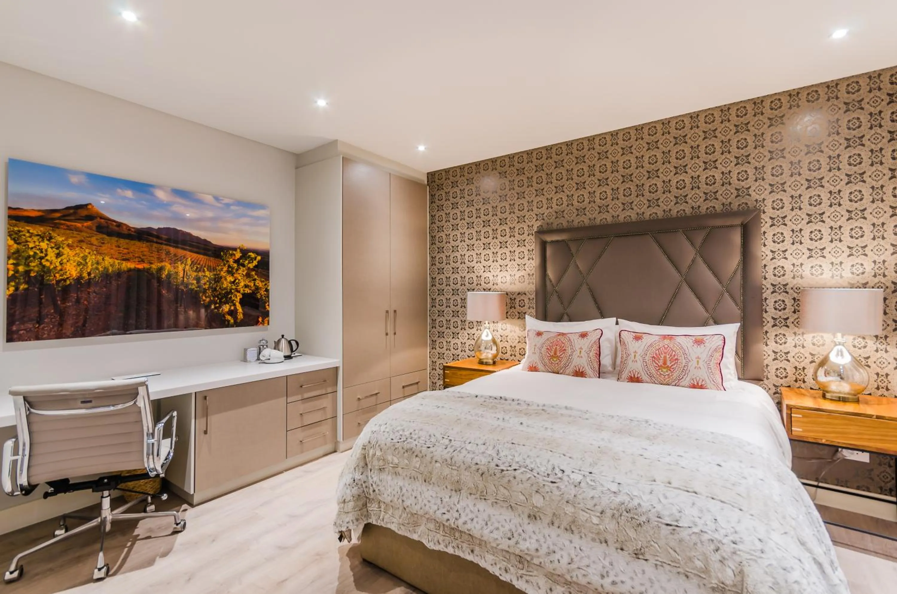 Bed in 107 Dorpstraat Boutique Hotel