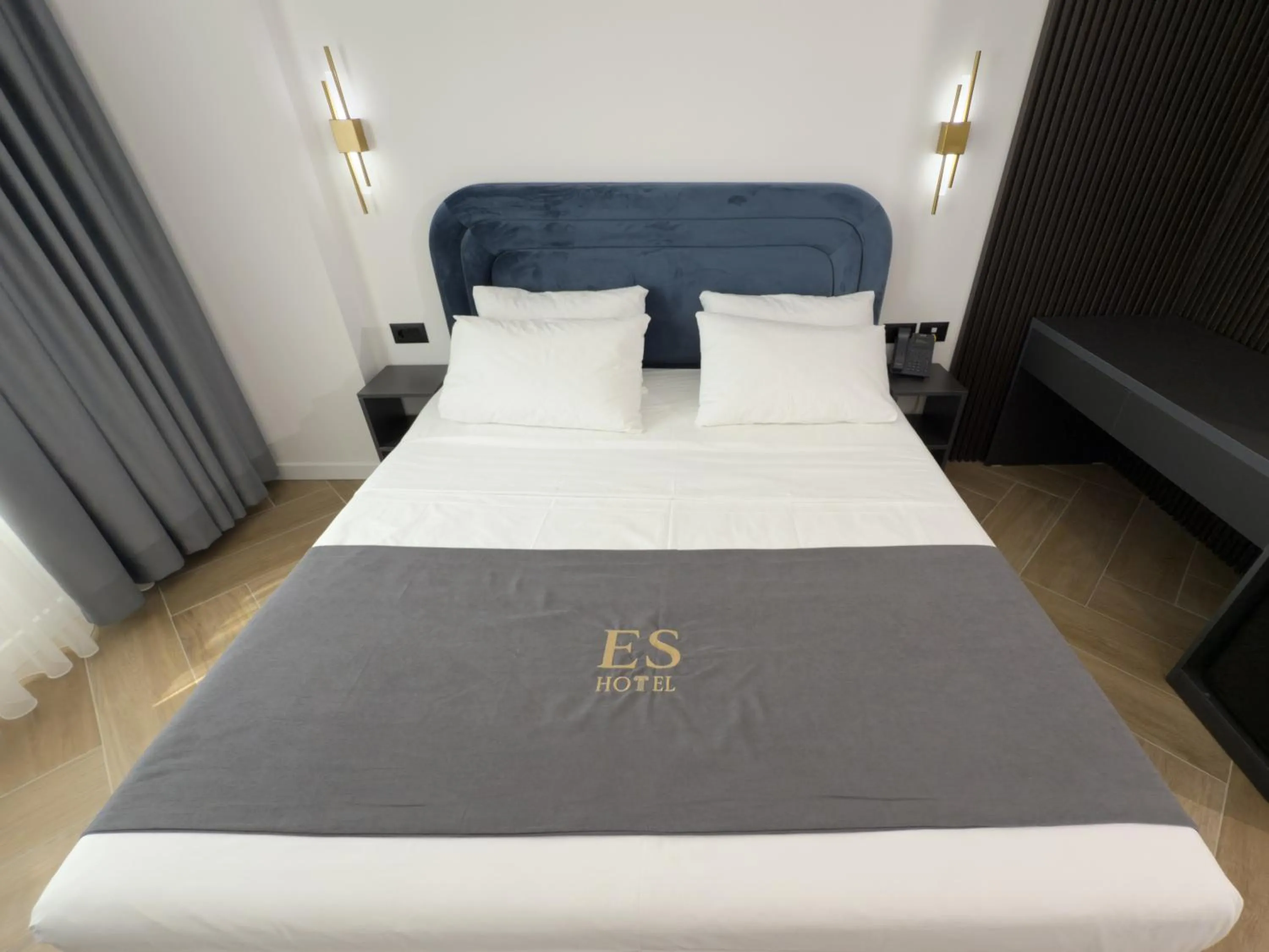 Bed in ES Hotel