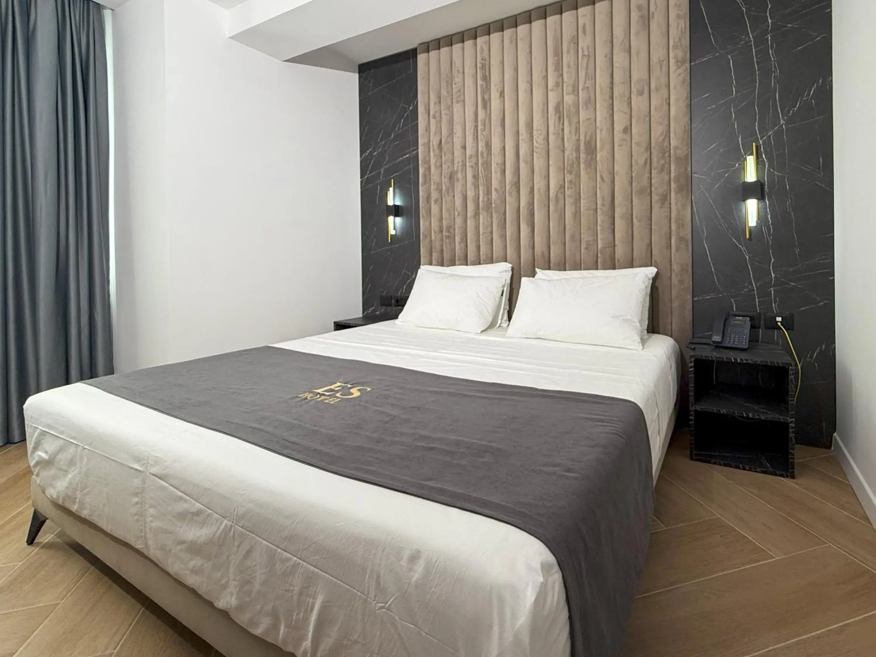 King Room in ES Hotel King Room in ES Hotel