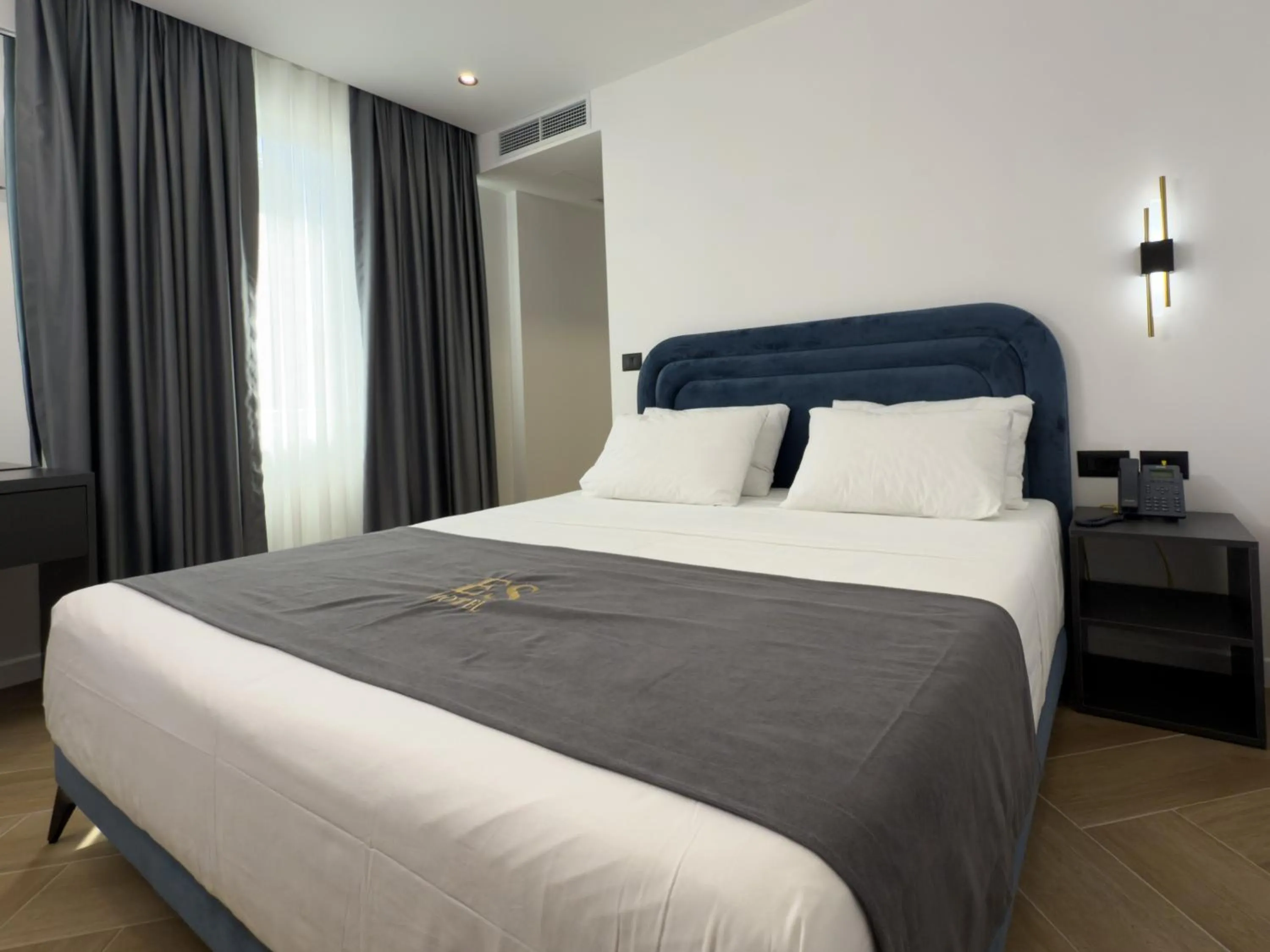 Bed in ES Hotel