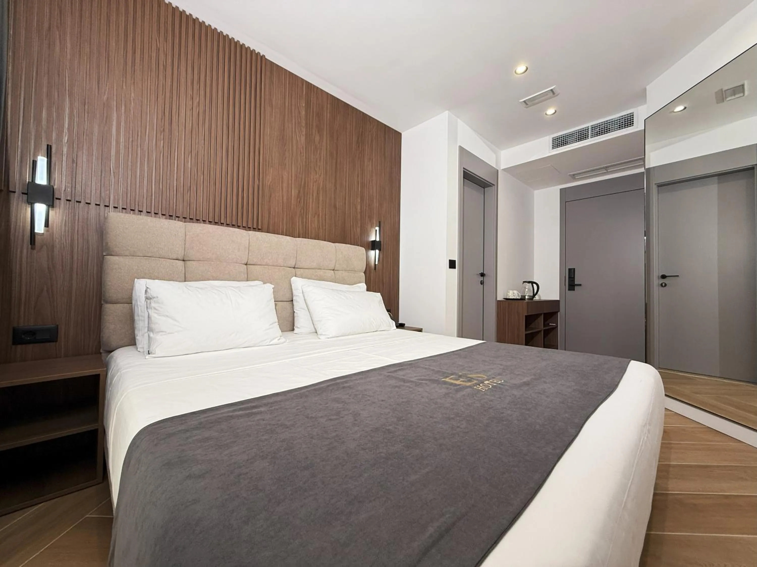 Bed in ES Hotel