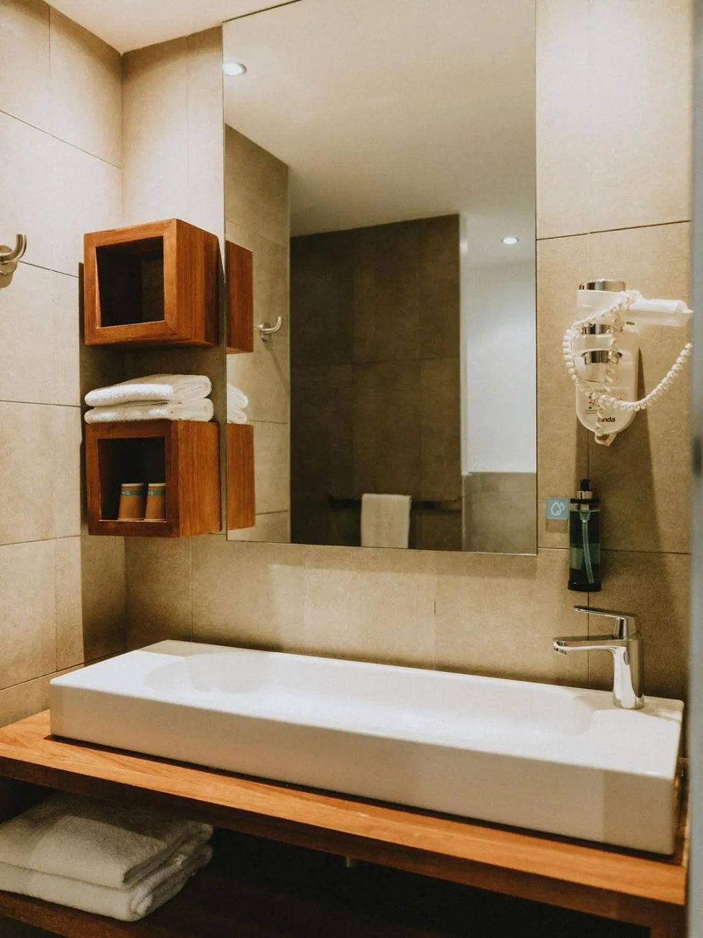 Bathroom in Hotel Le Saint Pierre ÎLe De La Reunion.