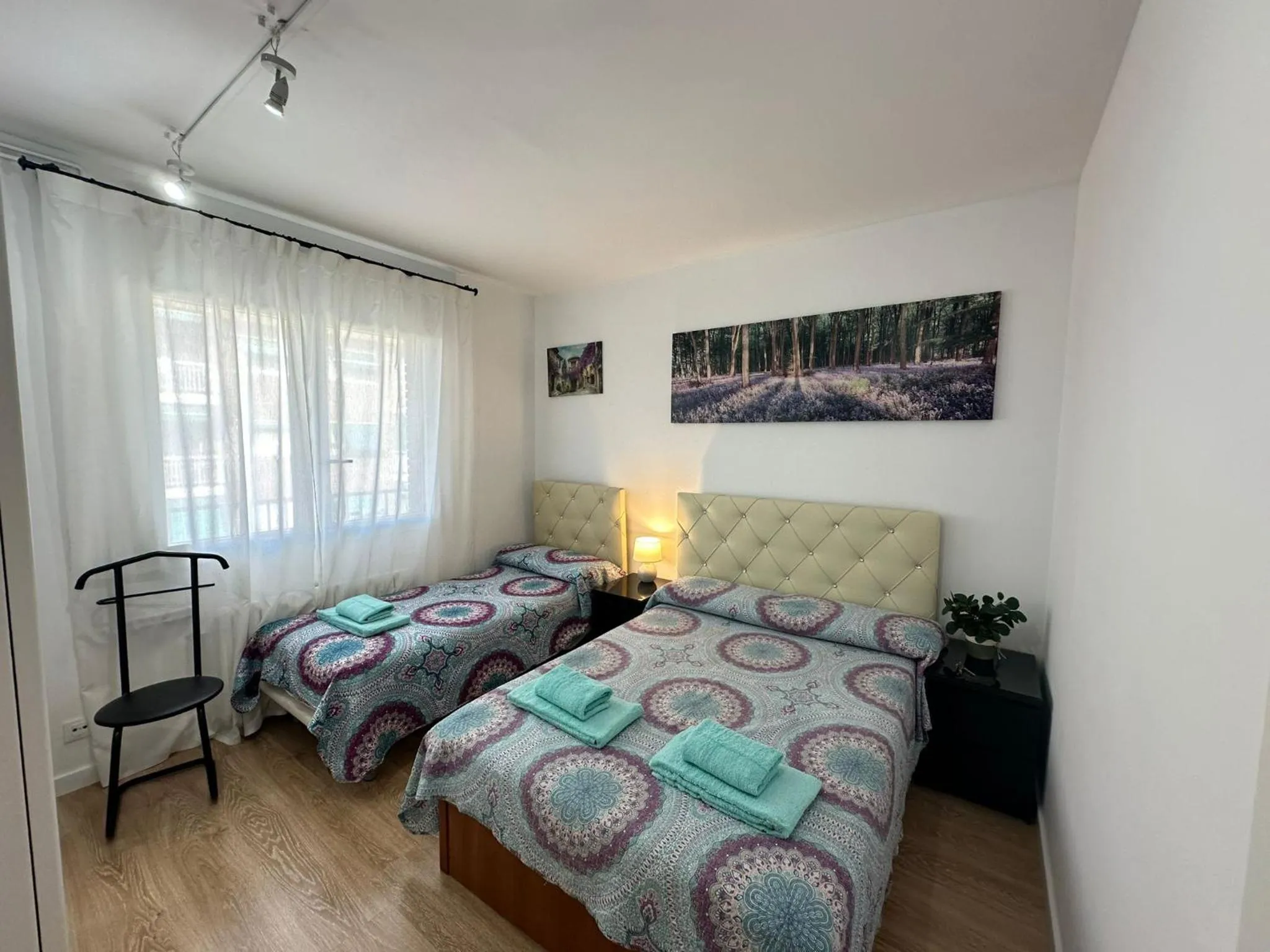 Bed in Rooms Borrells