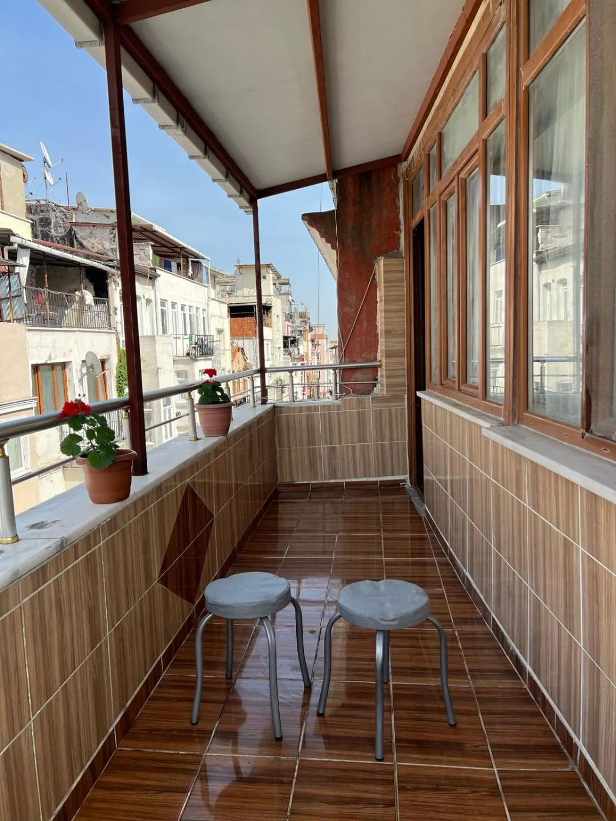 Avsin Residence