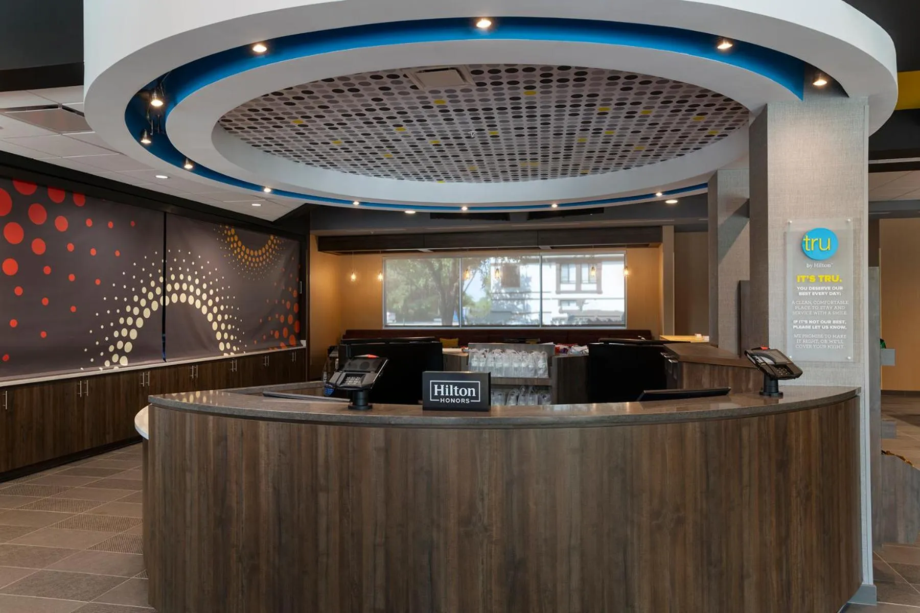 Lobby or reception in Tru By Hilton Irving Dfw South