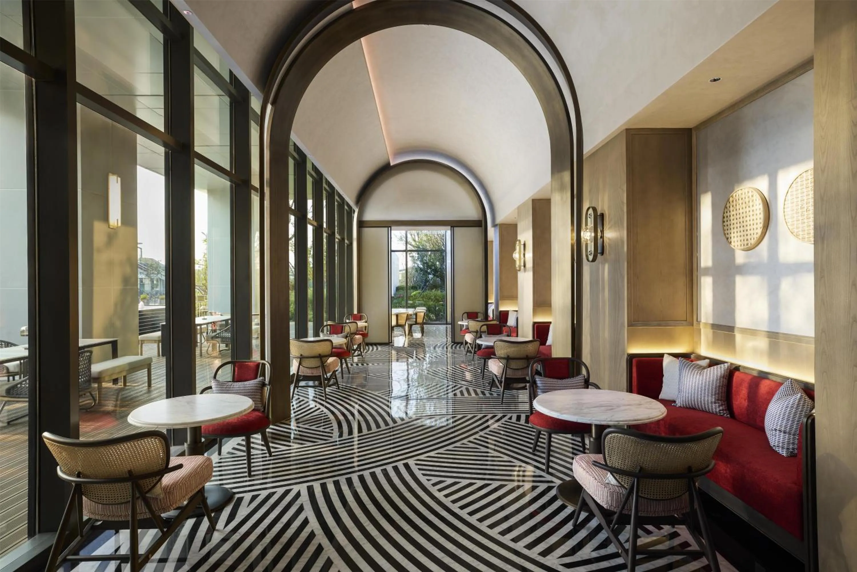 Lounge or bar in Canopy By Hilton Shanghai Belfry Plaza