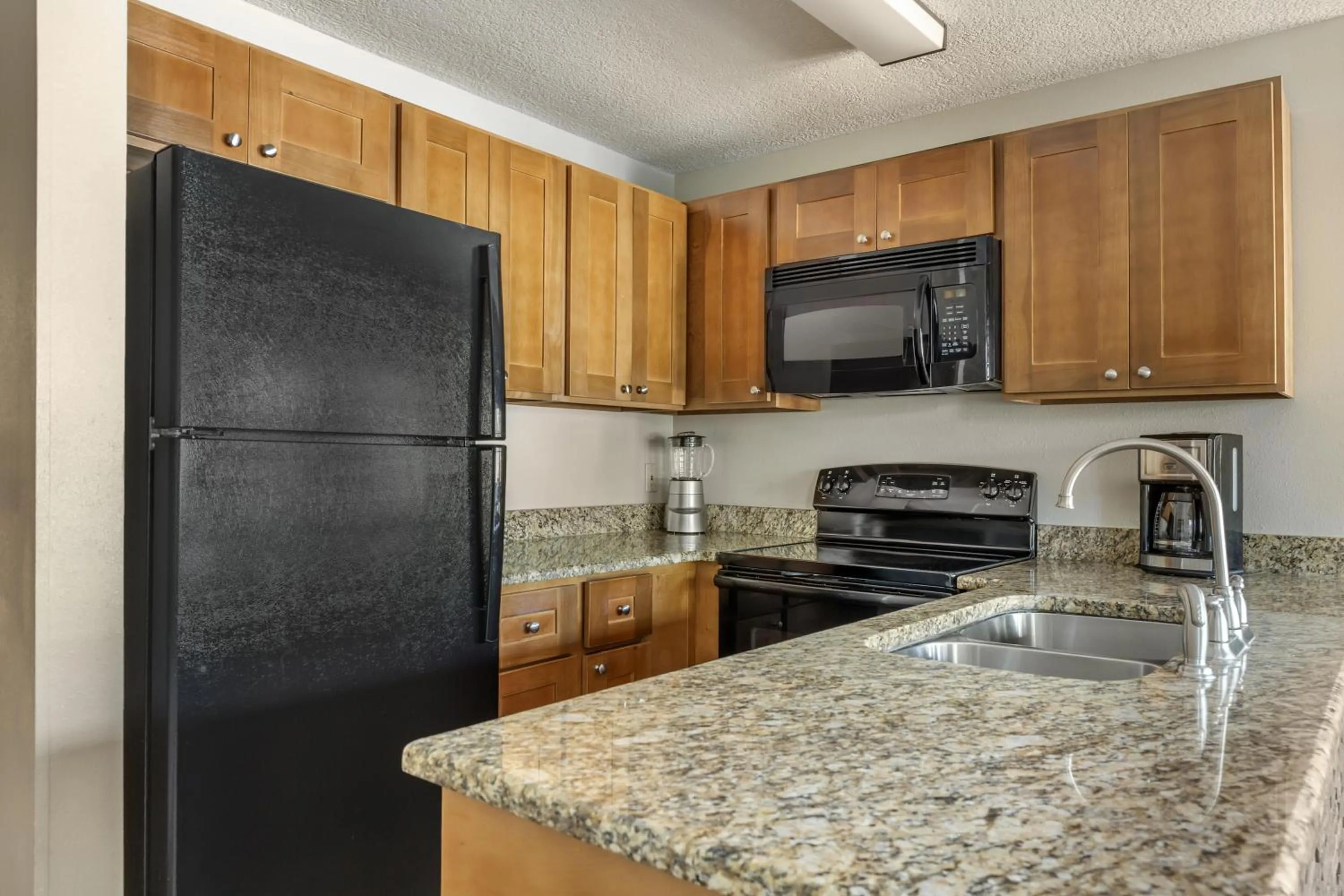 Kitchen or kitchenette in Hilton Vacation Club Laurel Crest Pigeon Forge