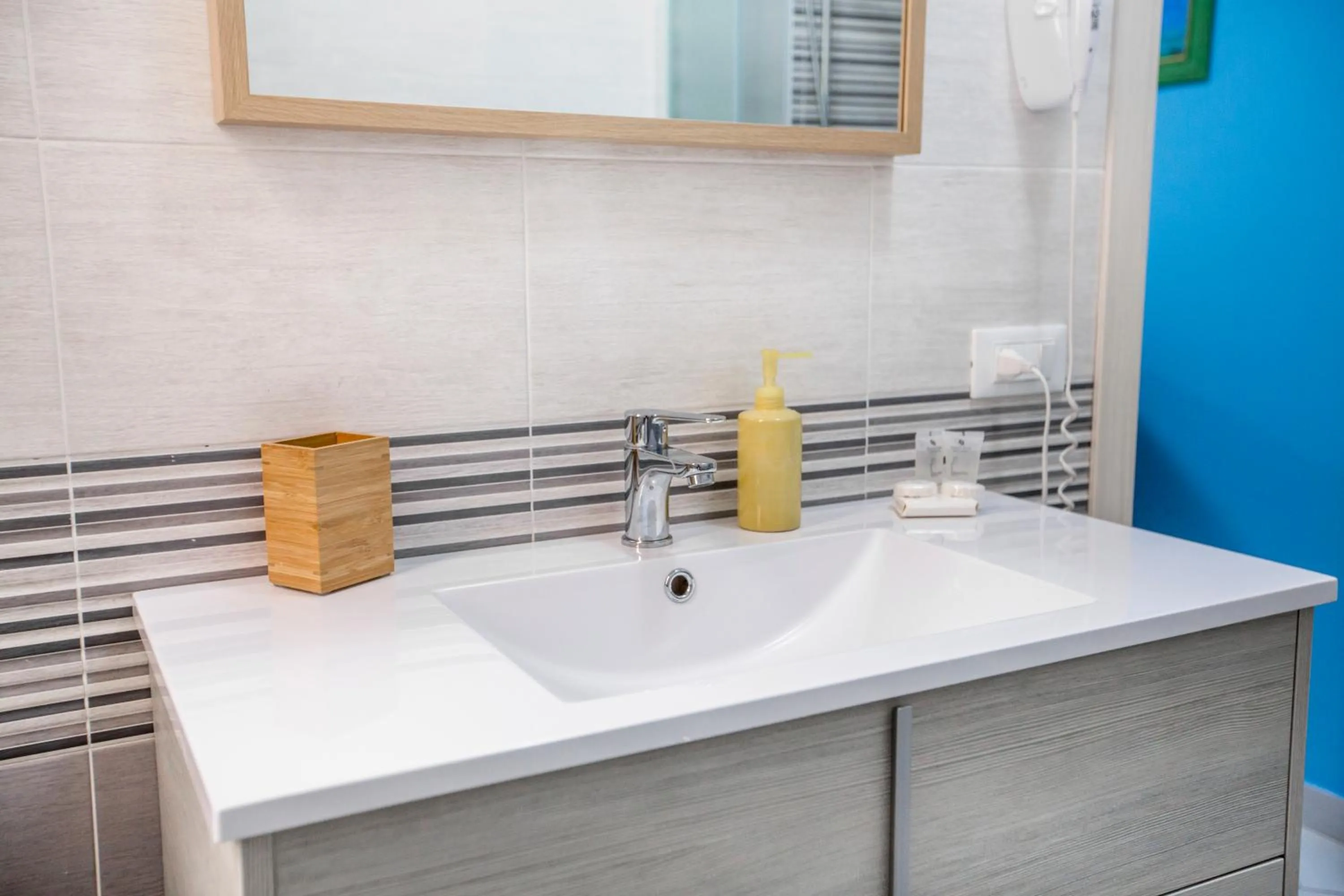 Bathroom in Belvedere Rent Rooms