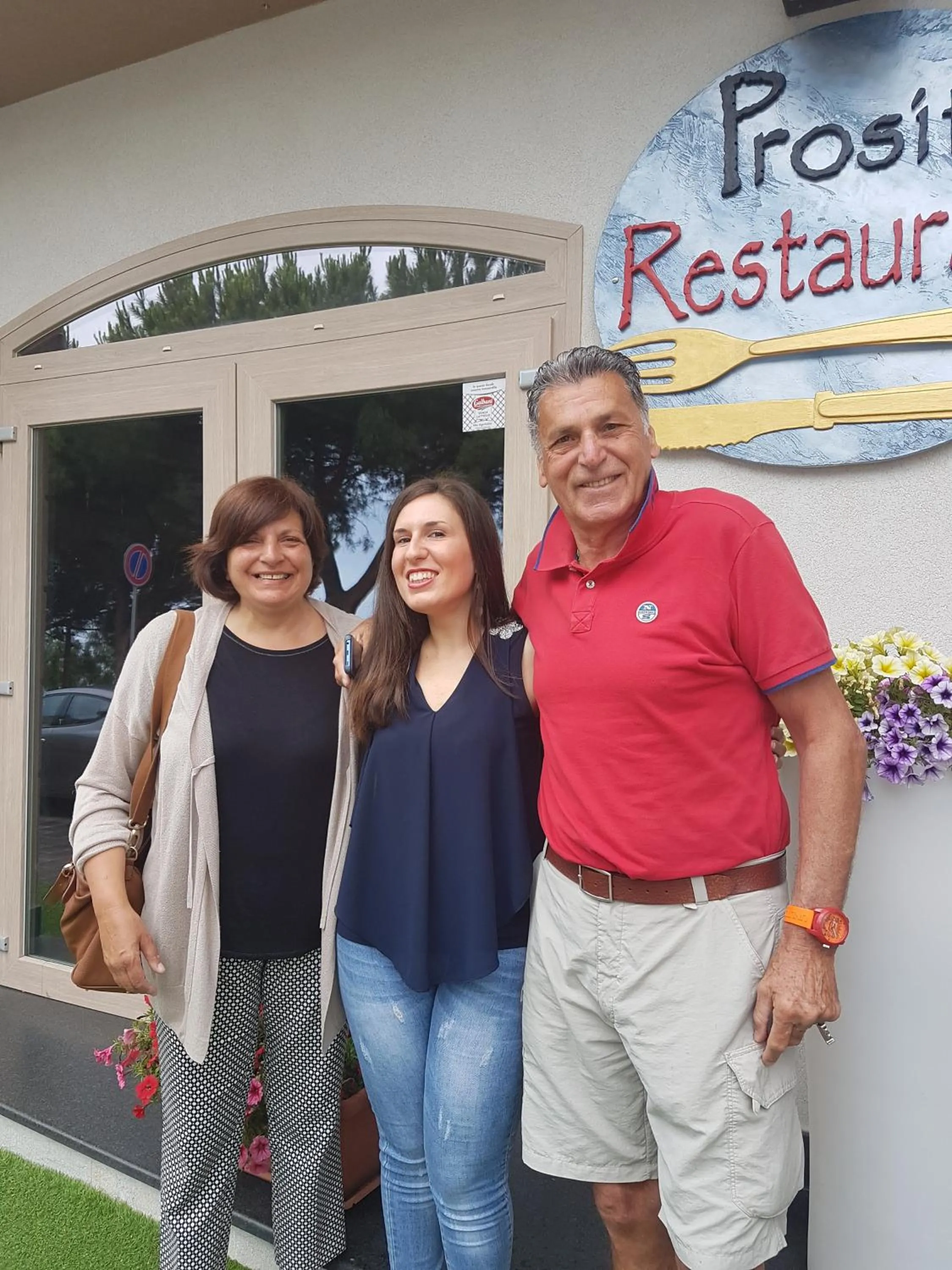 Staff in Belvedere Rent Rooms