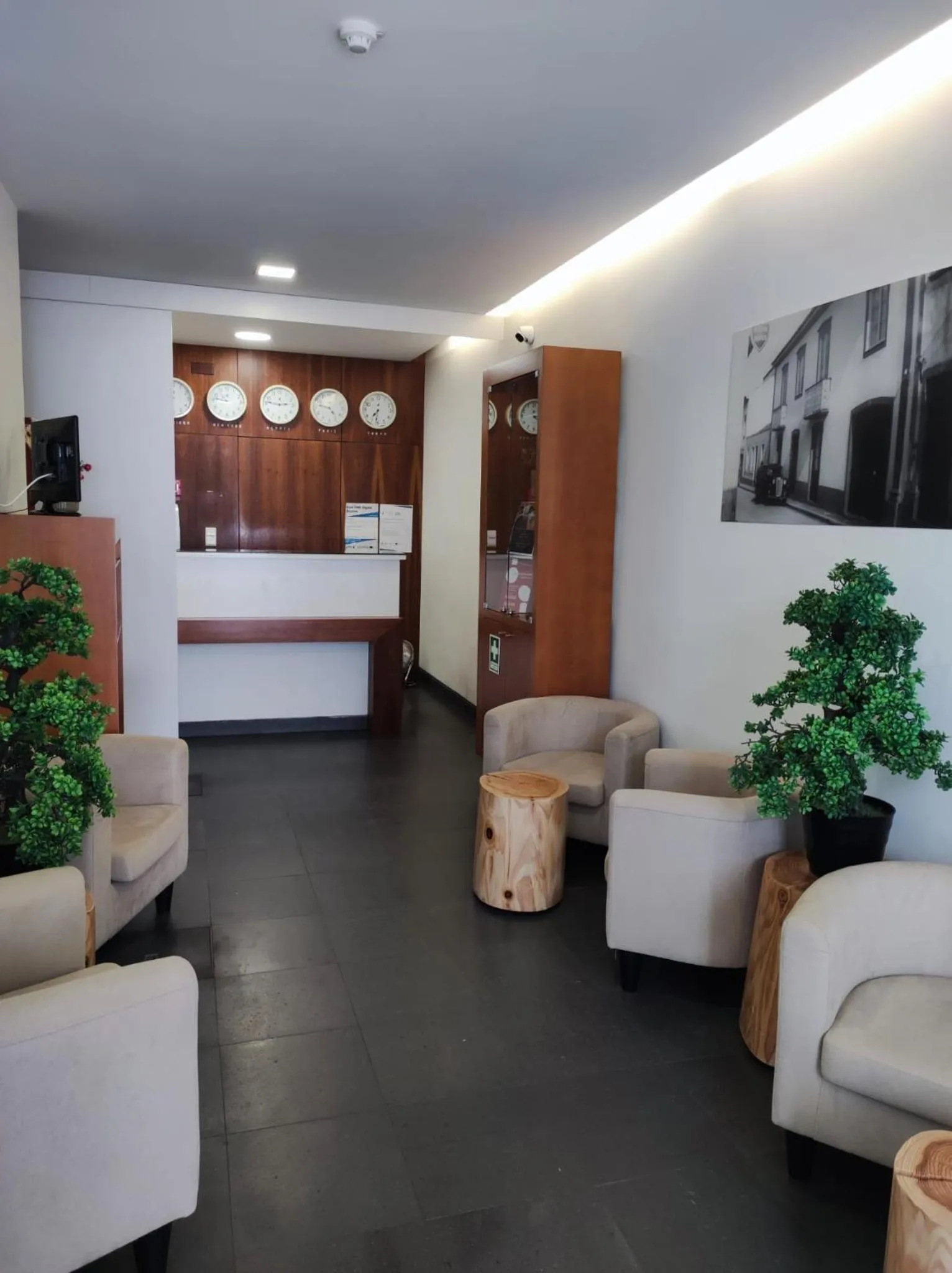 Lobby or reception in Room & Go by Lince