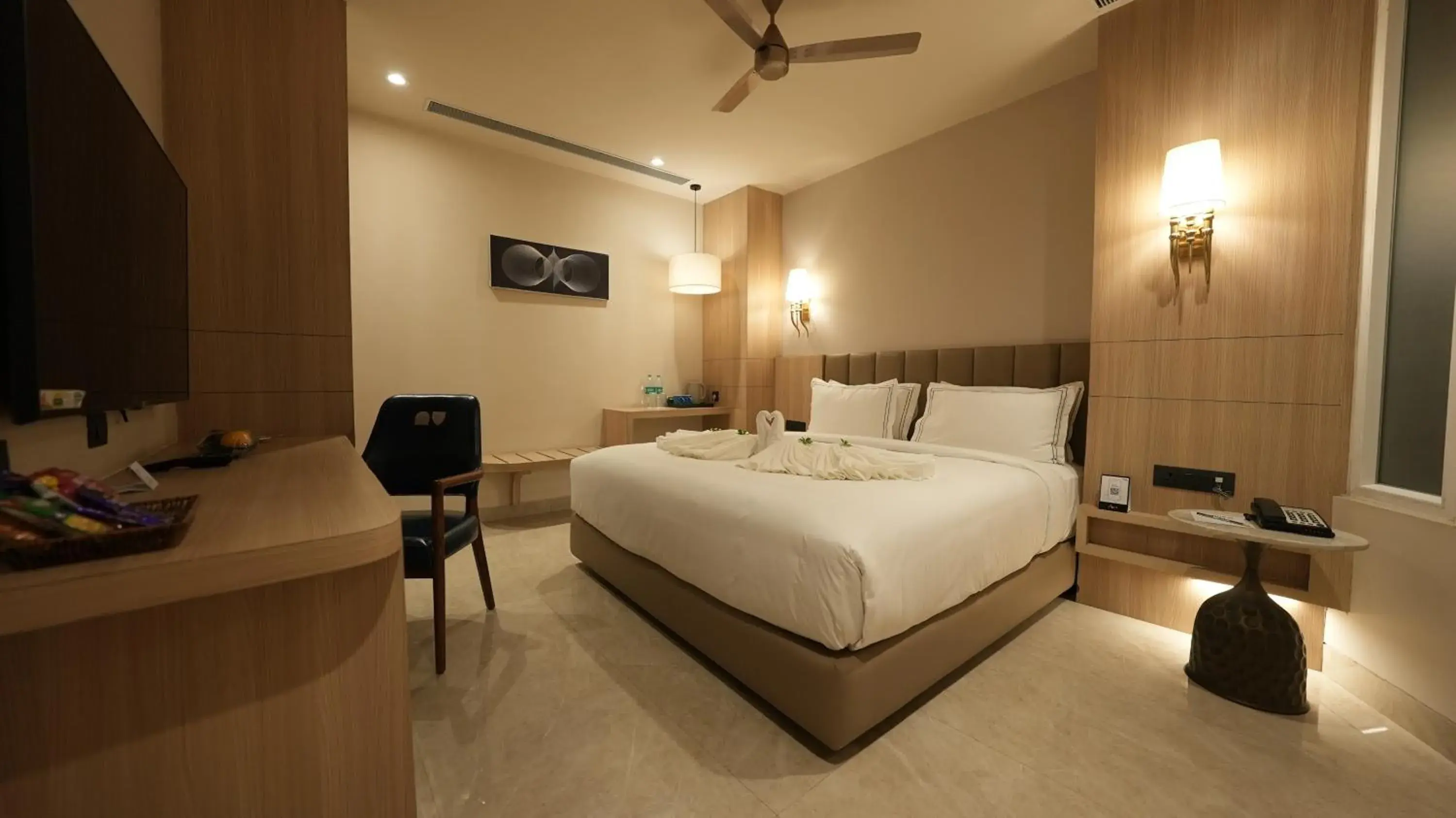 Superior King Room in Pride Elite Raipur Superior King Room in Pride Elite Raipur