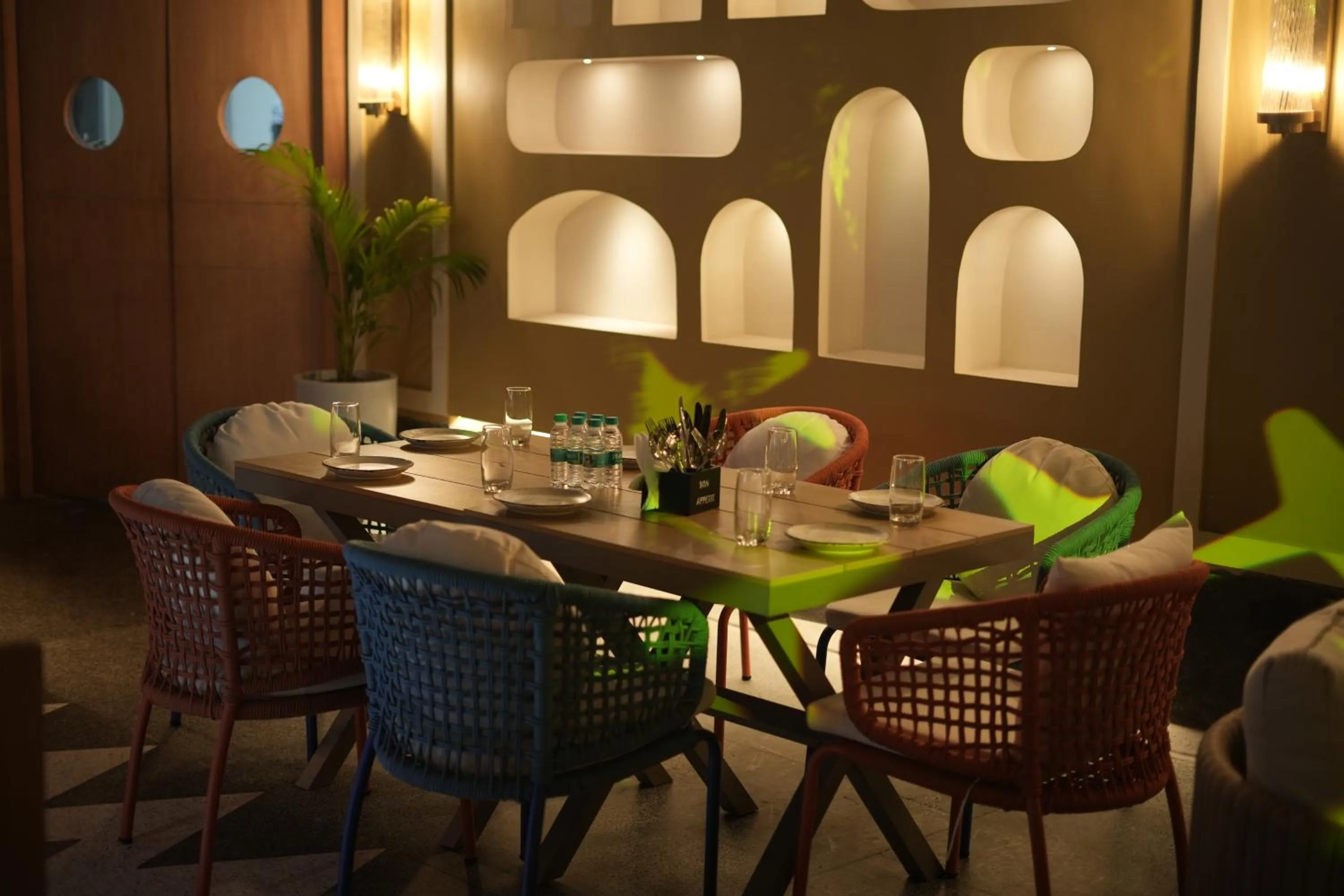 Restaurant/places to eat in Pride Elite Raipur