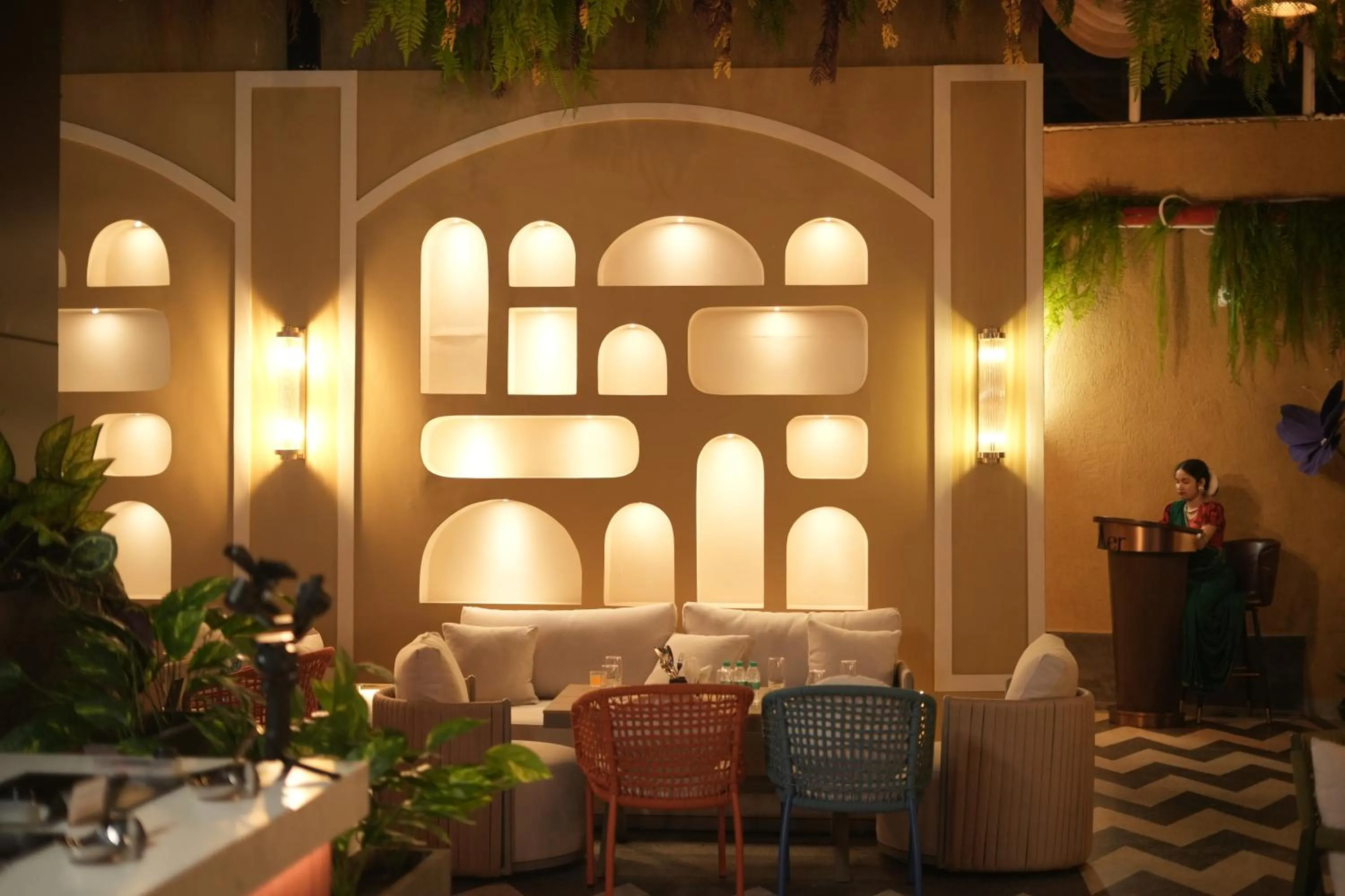 Restaurant/places to eat in Pride Elite Raipur