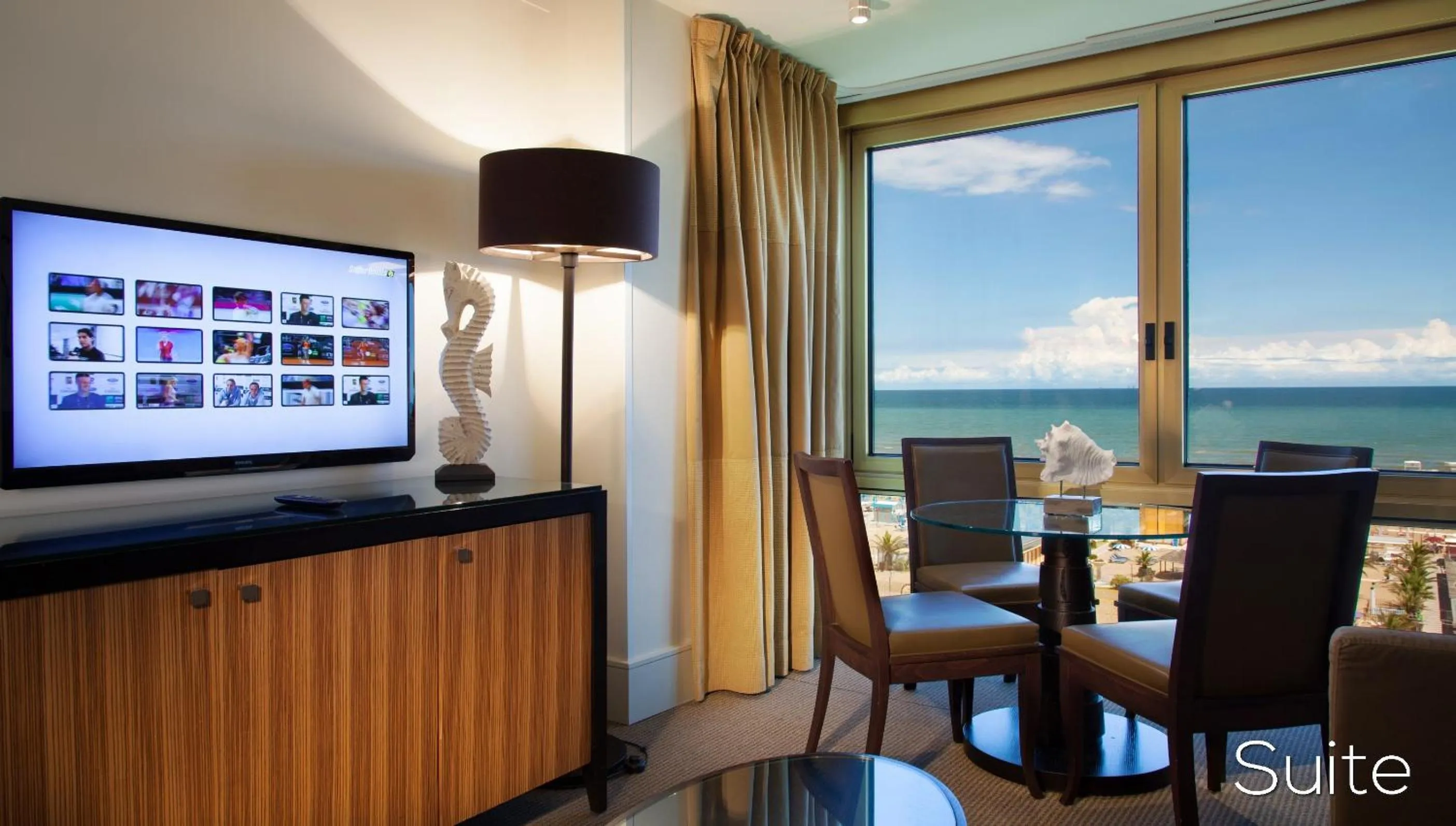 TV and multimedia in Hotel Ambasciatori