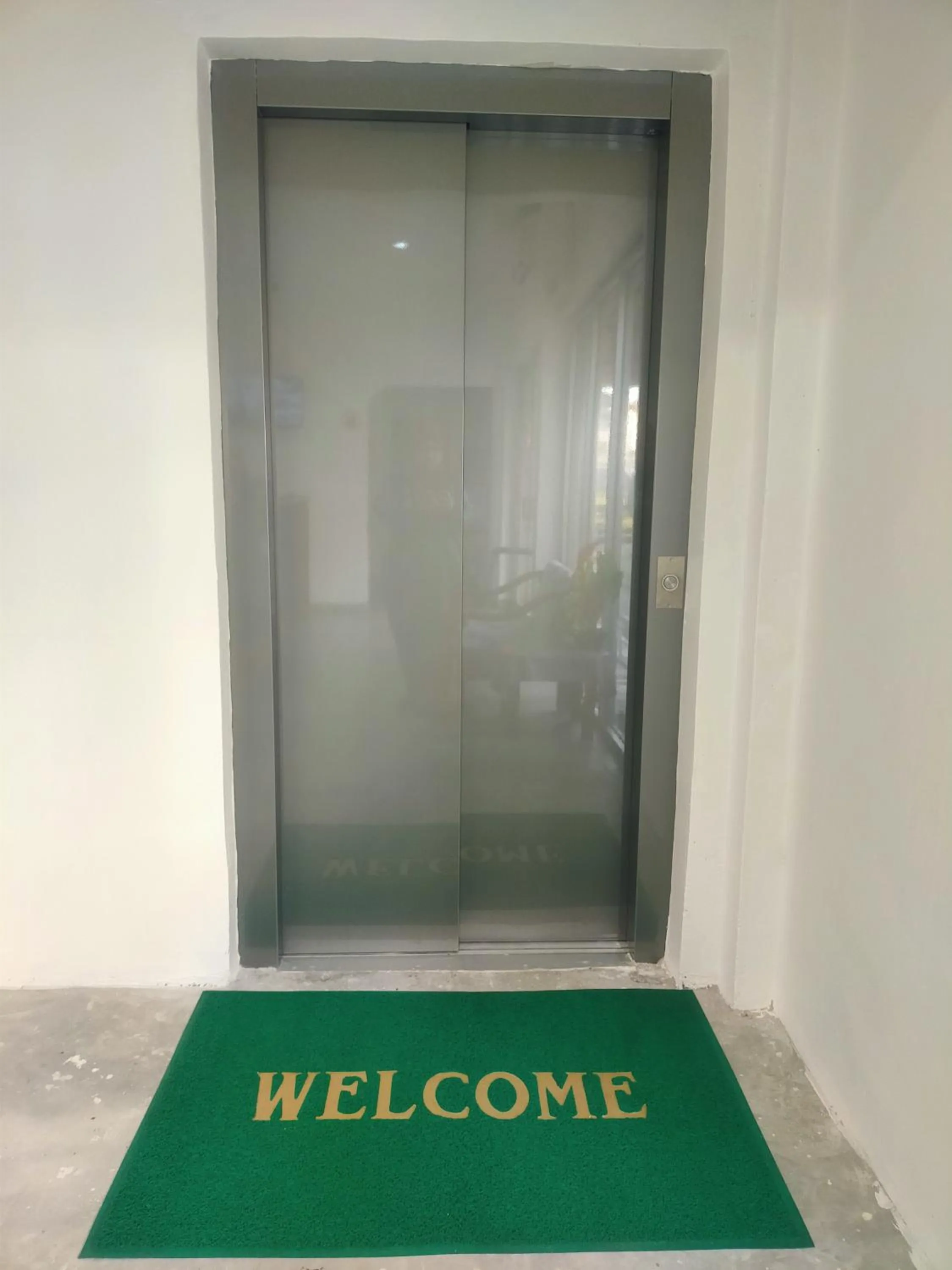 elevator in Mersing Hotel