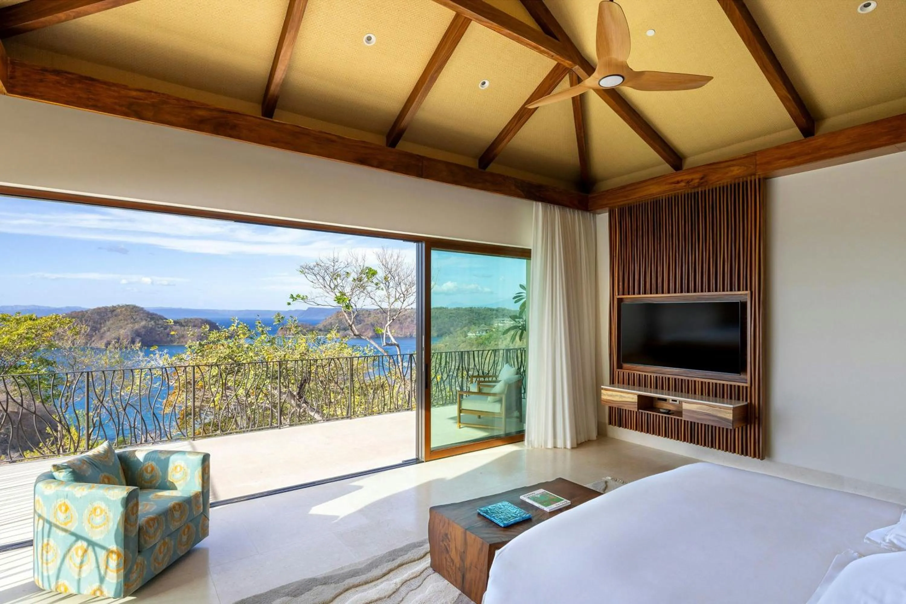 Photo of the whole room, Bed in Nekajui Peninsula Papagayo, a Ritz-Carlton Reserve Residence