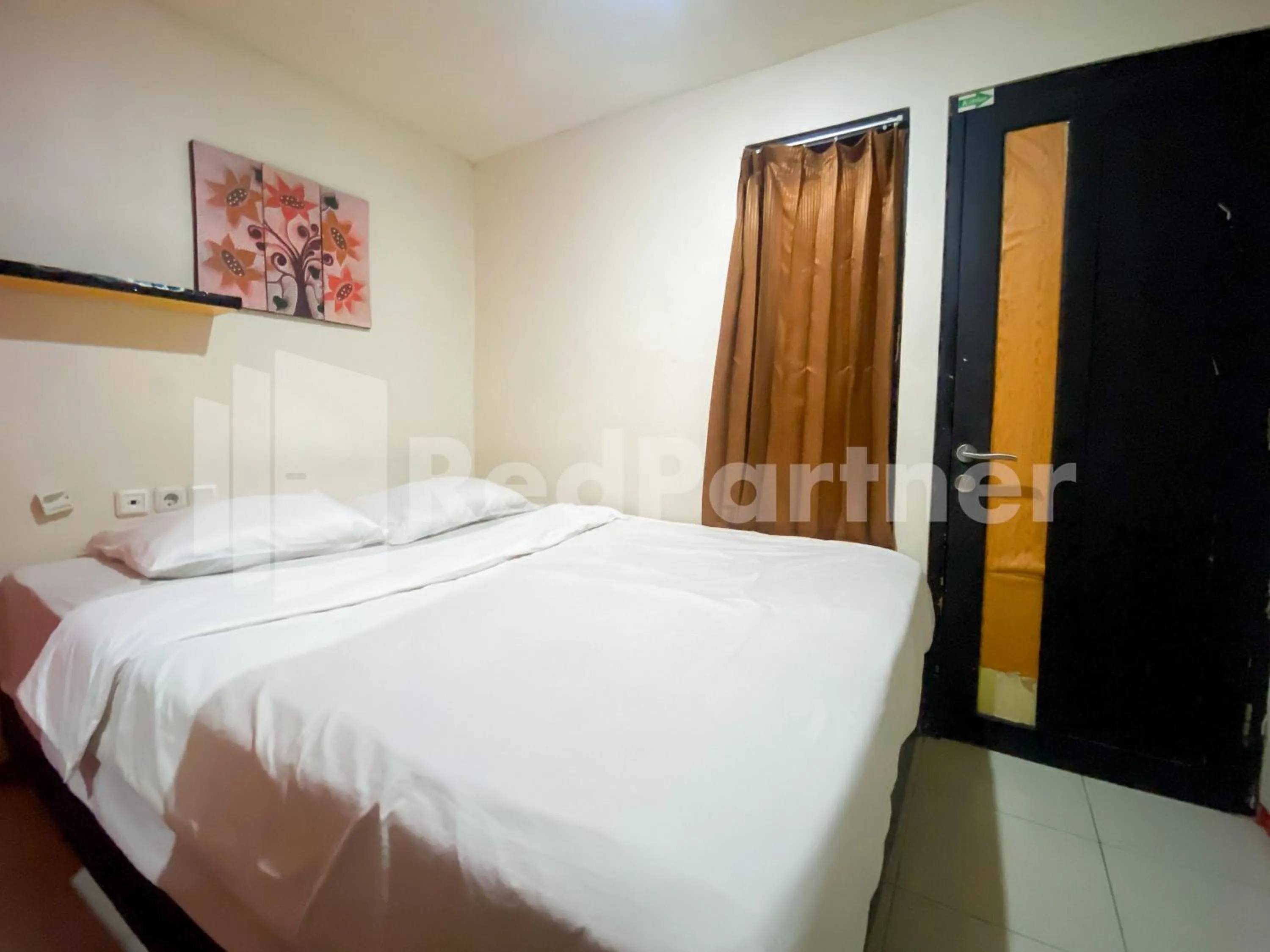 Bedroom, Bed in Audah Guesthouse Syariah RedPartner