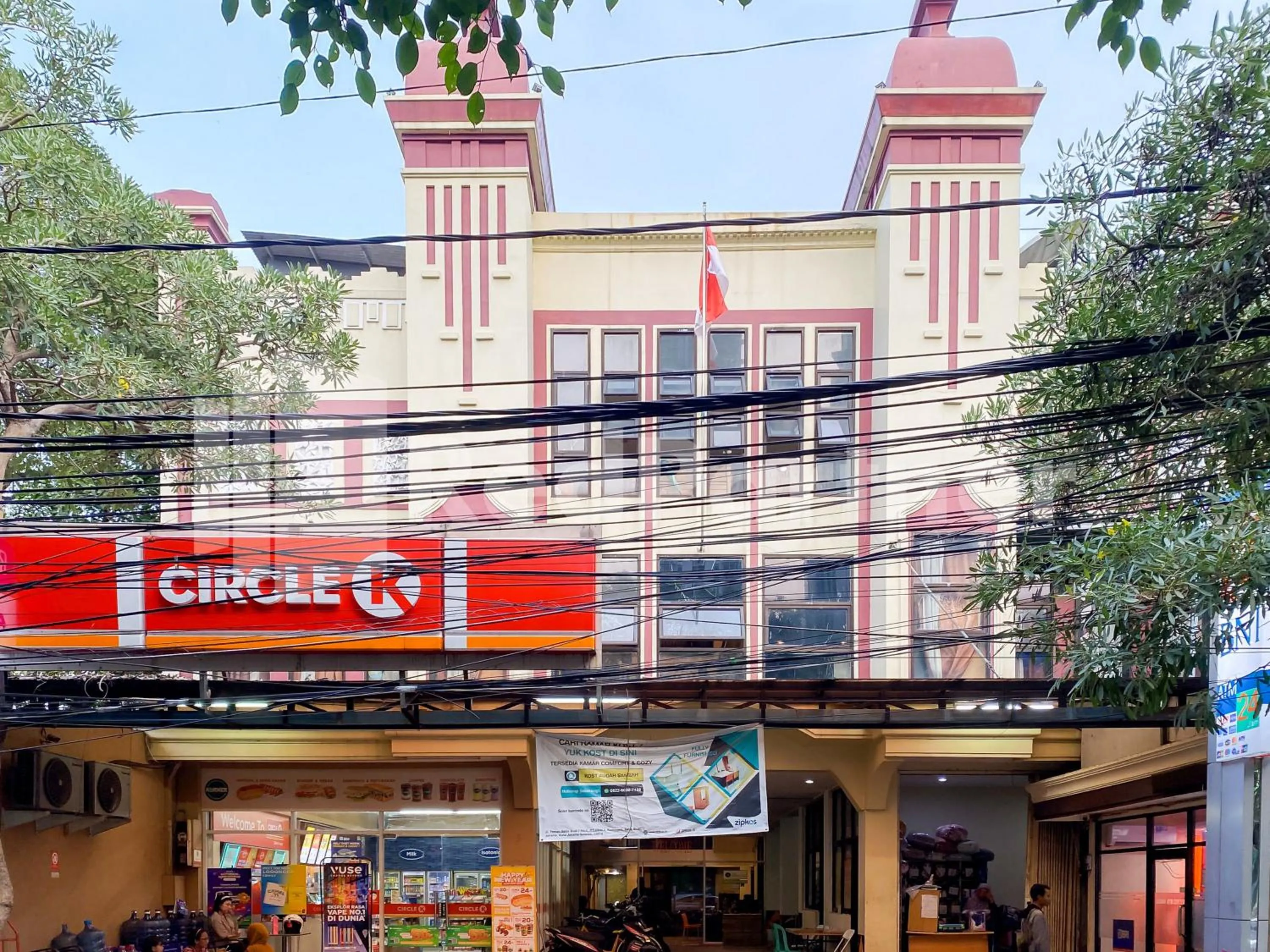 Facade/entrance in Audah Guesthouse Syariah RedPartner