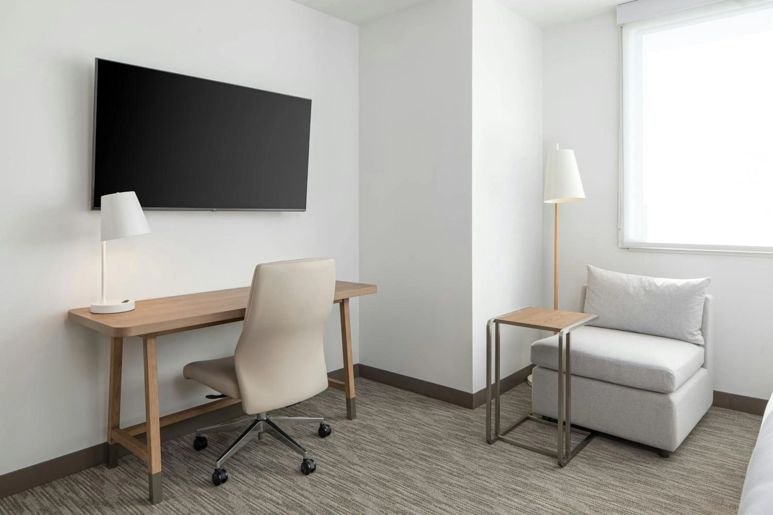 Photo of the whole room in Element Opelika Auburn