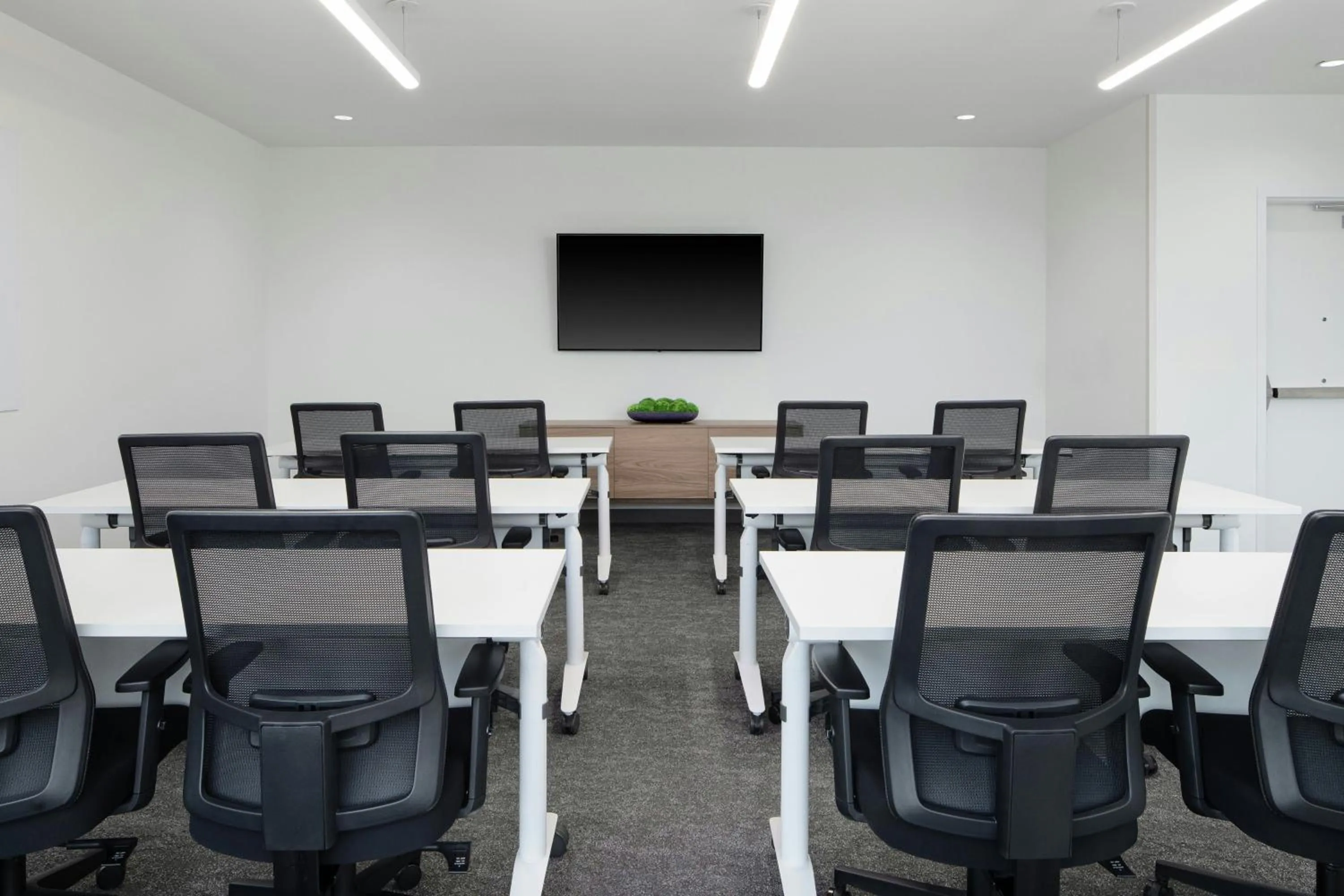 Meeting/conference room in Element Opelika Auburn