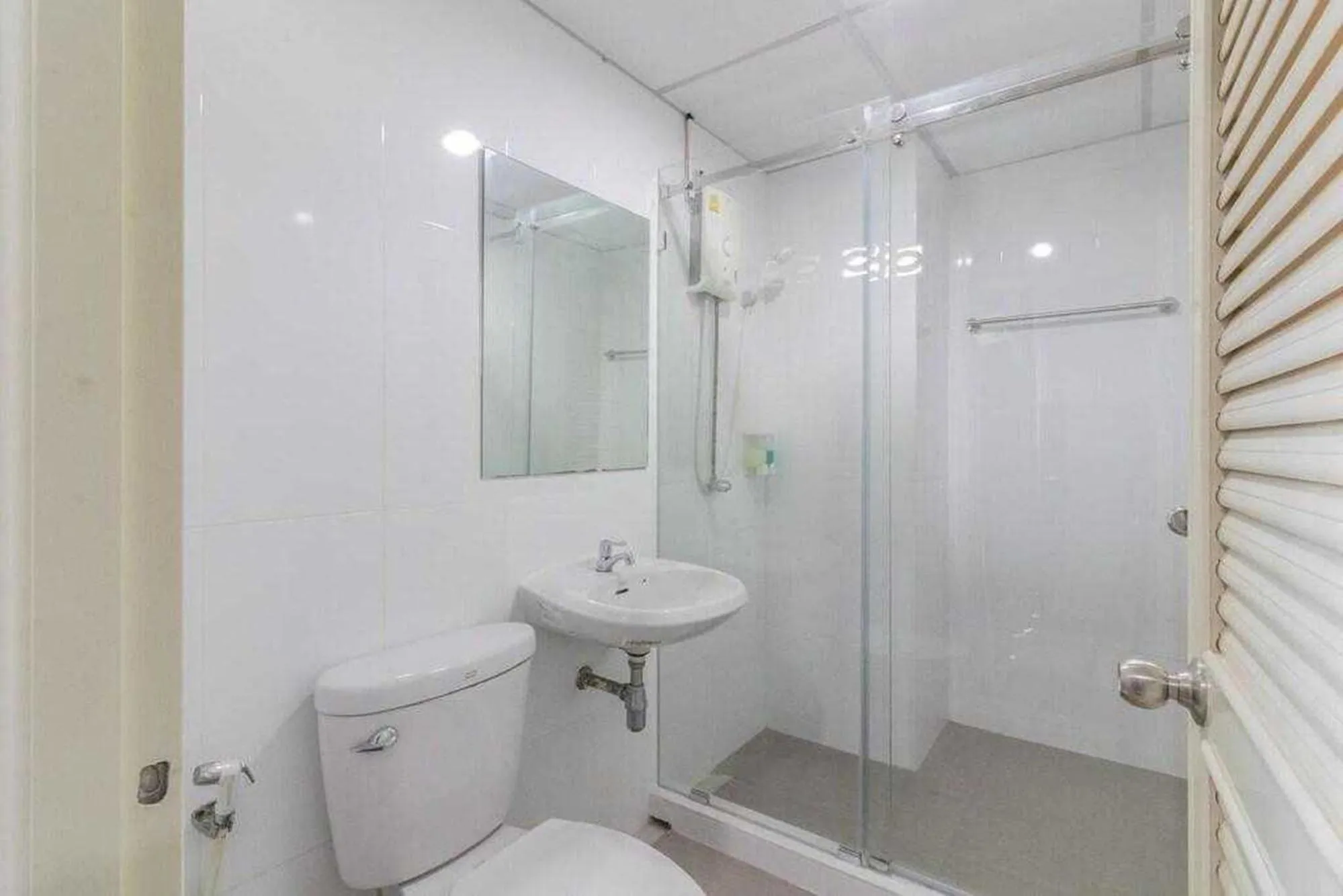 Bathroom in Townhouse Siam Privi Hotel