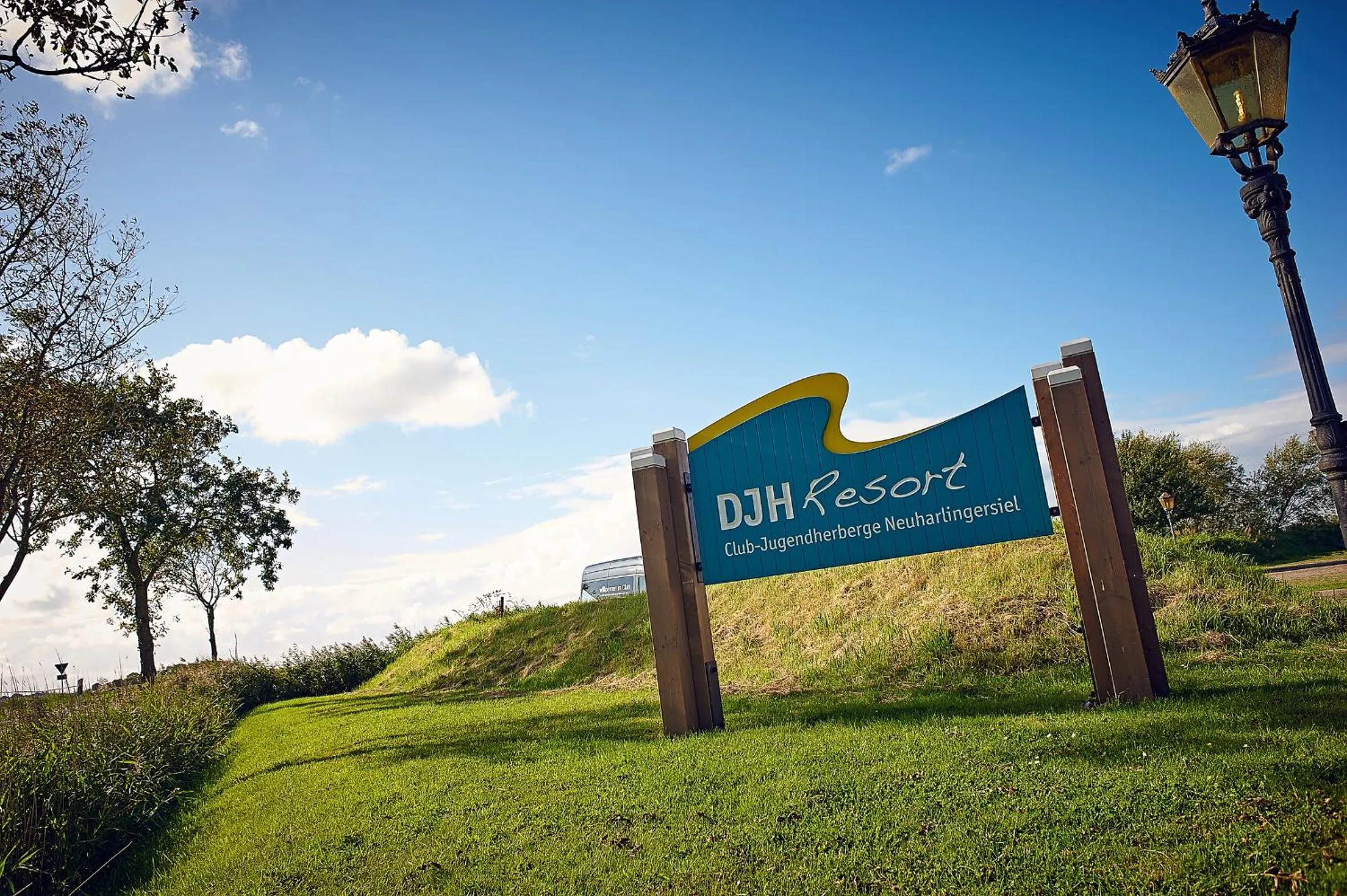 Logo/Certificate/Sign in DJH Resort Neuharlingersiel