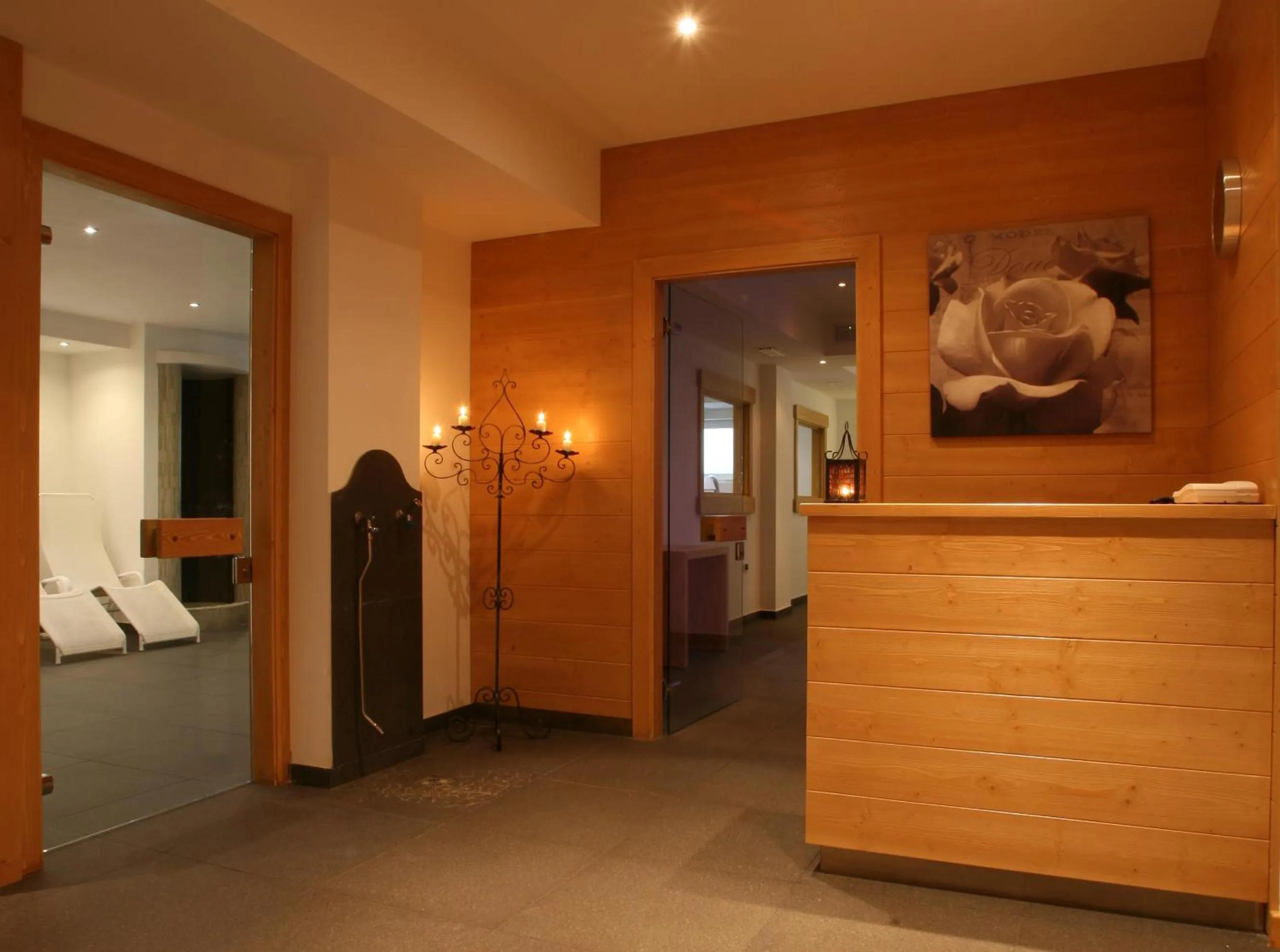 Spa and wellness centre/facilities in Hotel Ariston ***S