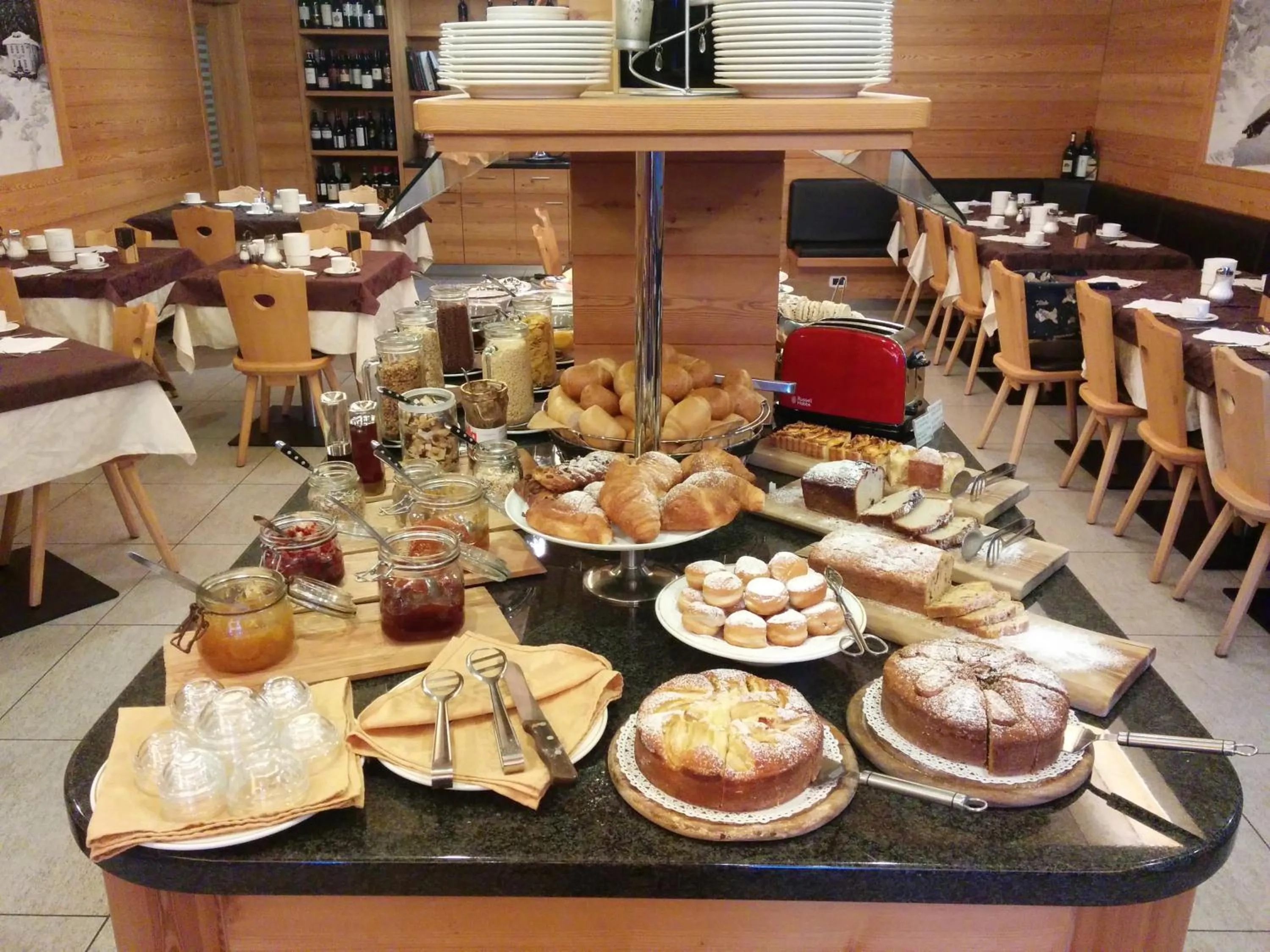 Breakfast in Hotel Ariston ***S