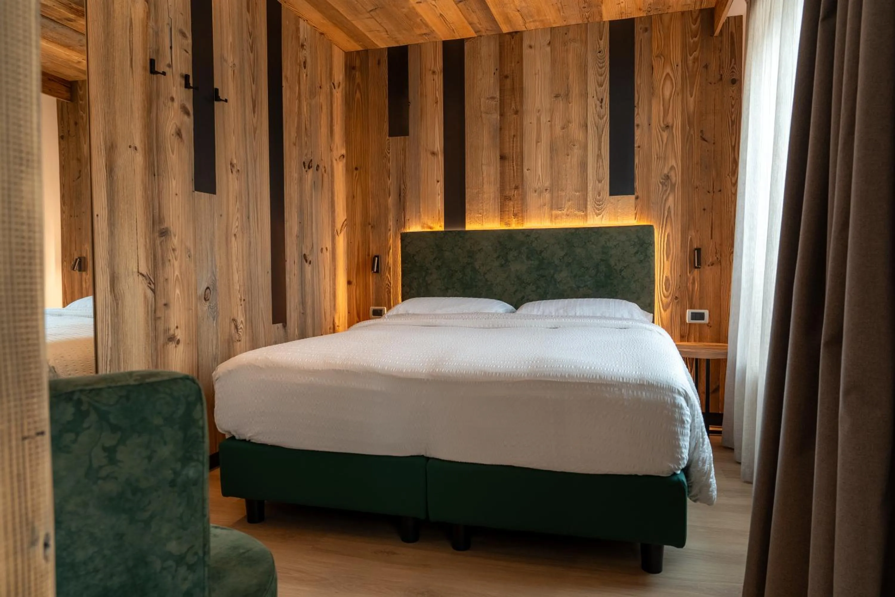 Bedroom, Bed in Hotel Ariston ***S