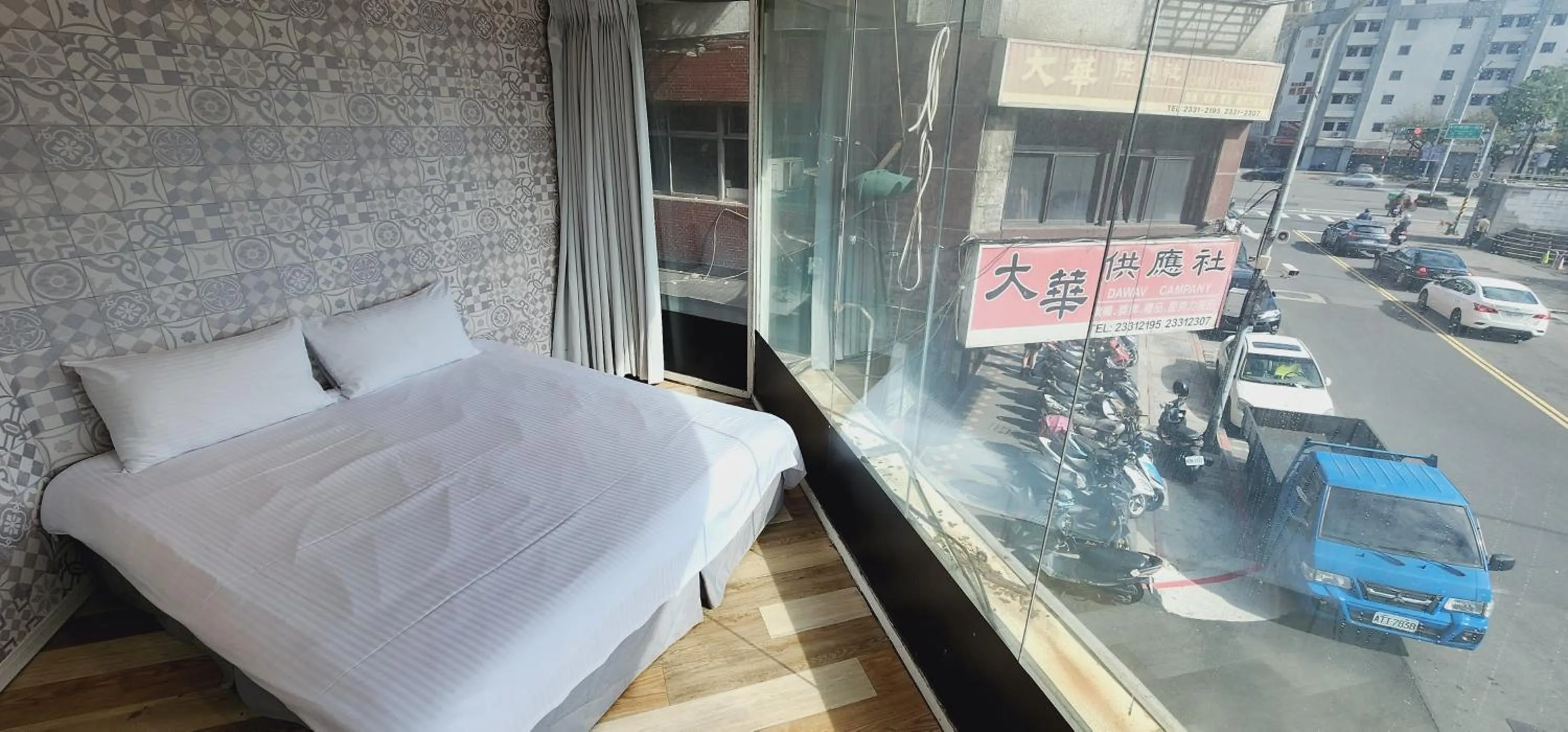 Photo of the whole room, Bed in 慶爾喜旅館長沙館Cheers Loft Self Check-in Hotel