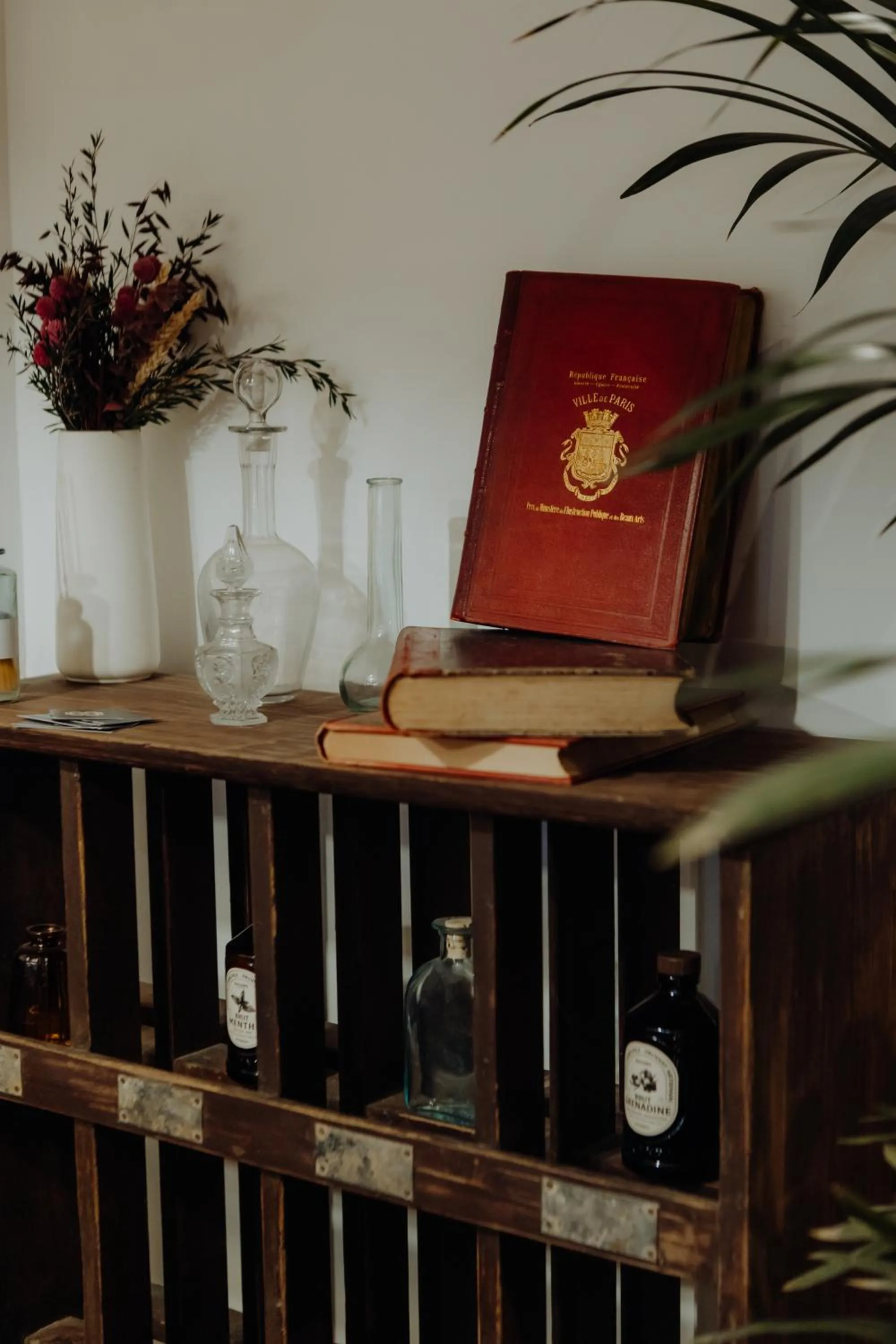 Decorative detail in Maison Urbaine