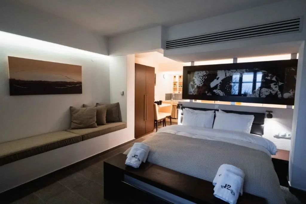 Photo of the whole room, Bed in 12 Months Resort & Spa