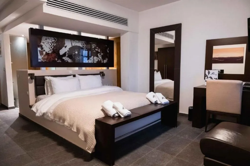 Photo of the whole room, Bed in 12 Months Resort & Spa