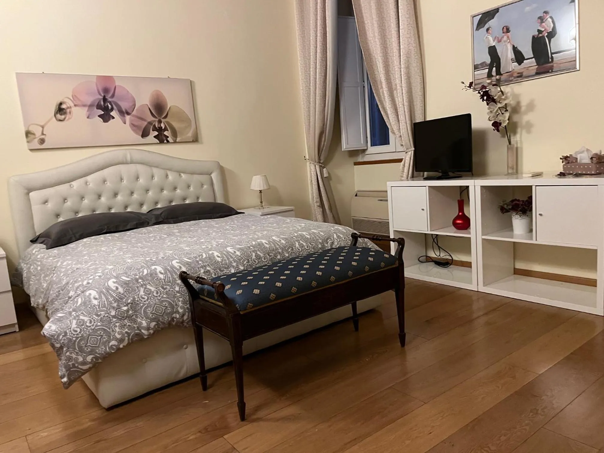 Bedroom, Bed in I Prati di Roma Suites