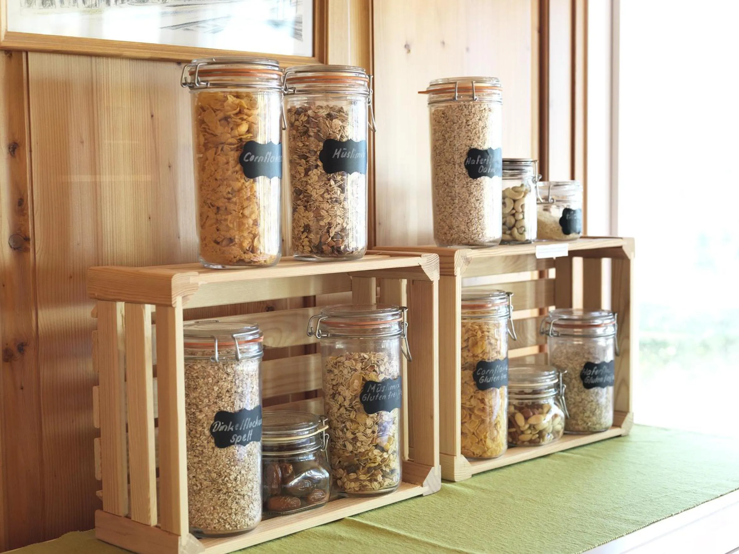 Breakfast in Hotel B&BAlpenheim