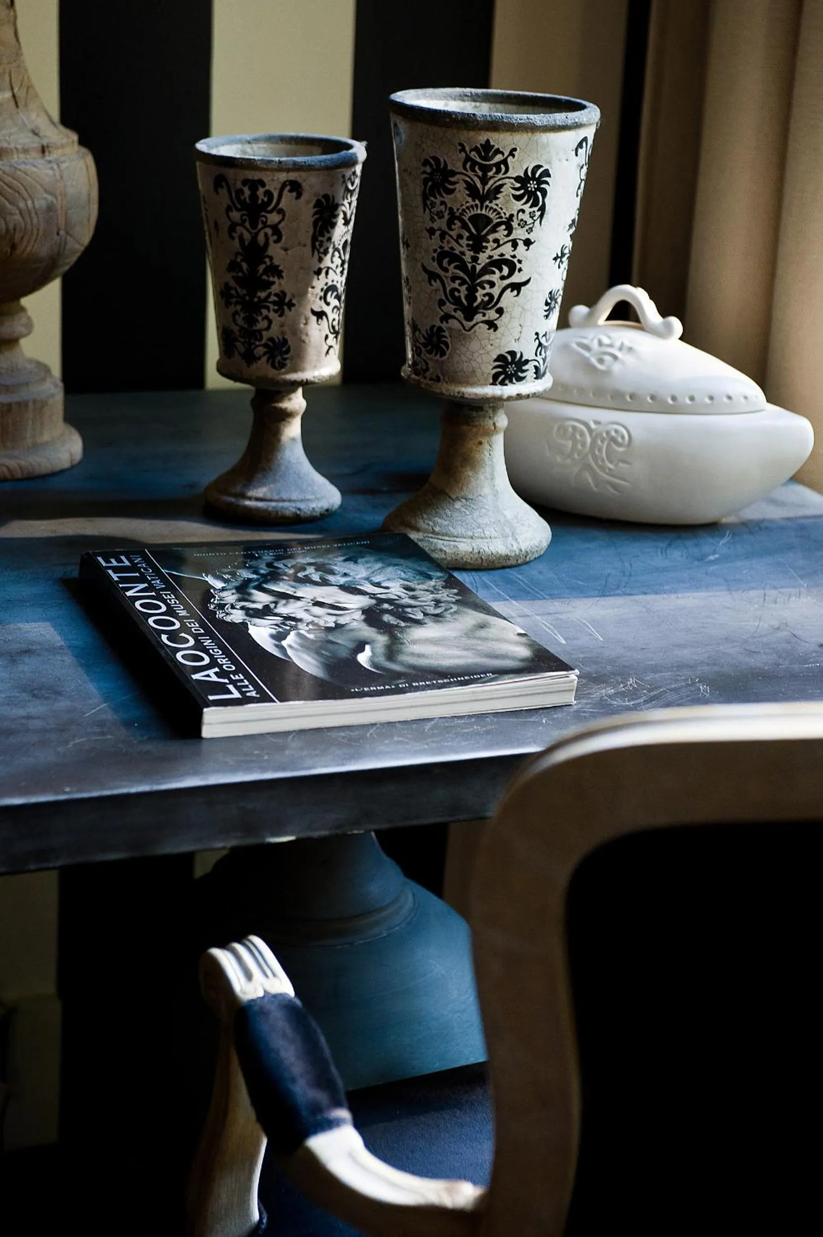 Decorative detail in Casa Montani