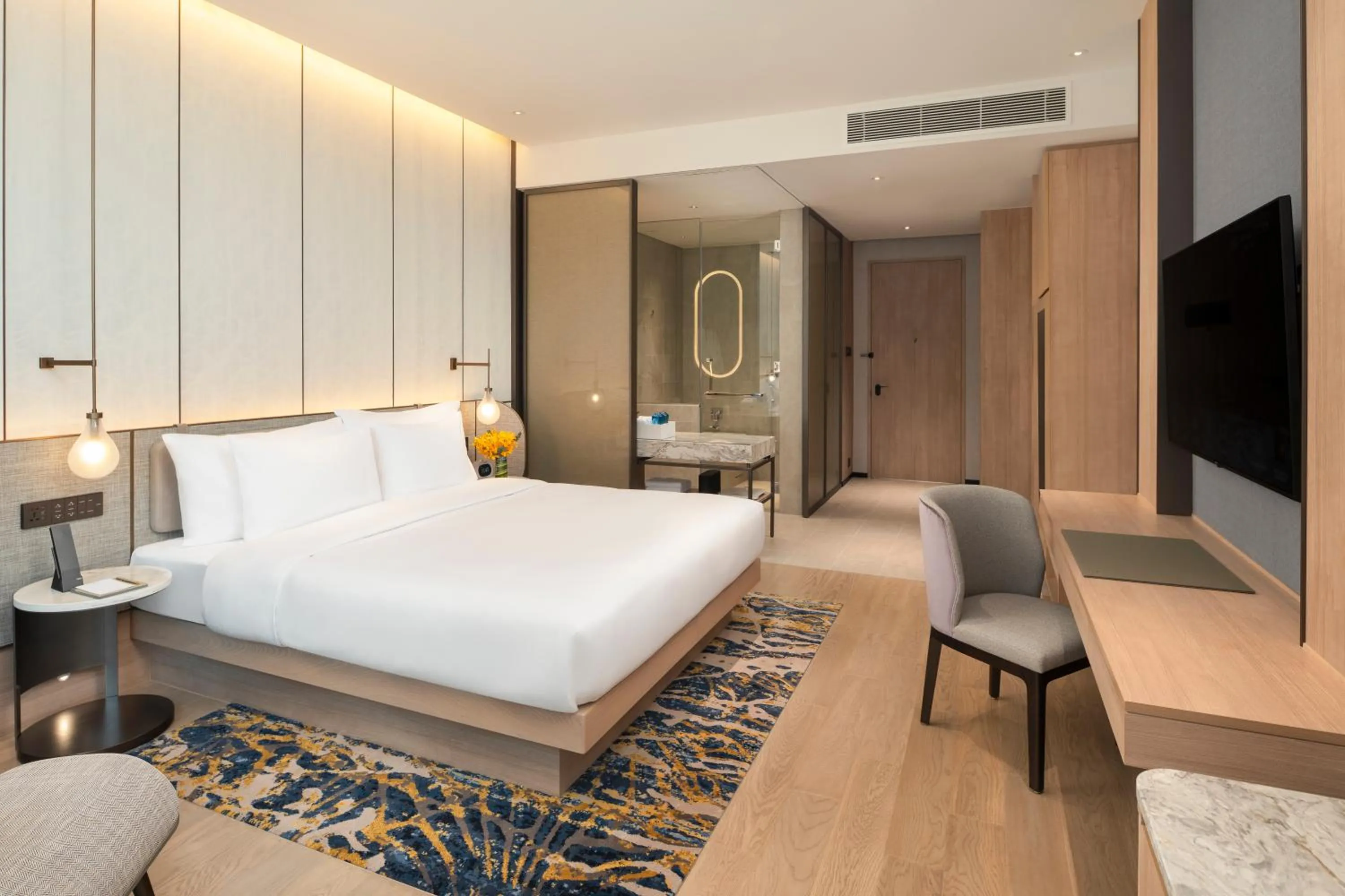 Superior King Room in Grand Nikko Bangkok Sathorn