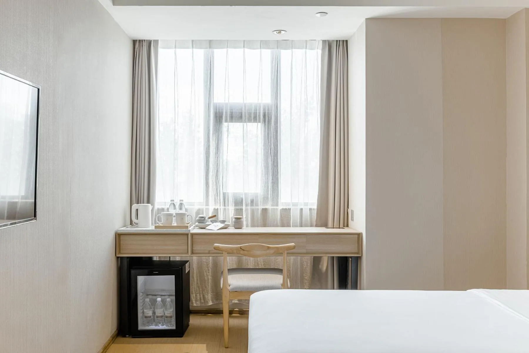 Decorative detail, Bed in JI Hotel Beijing Yizhuang Economic Development Zone