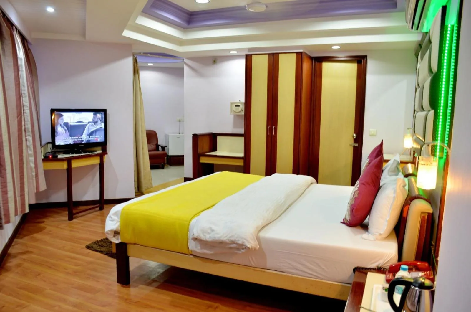 Bed in Hotel Heeralal