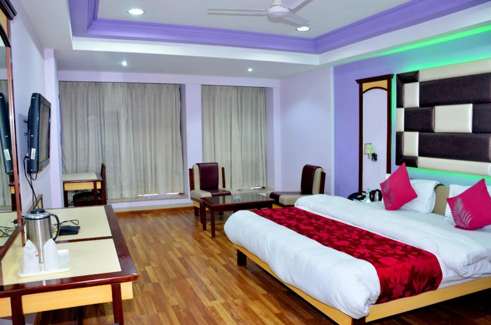 Bed in Hotel Heeralal