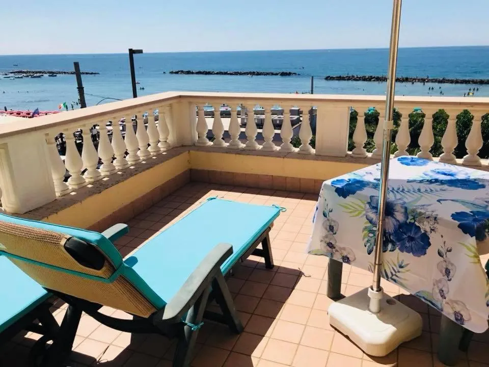 Balcony/Terrace in Villino Gregoraci Relais