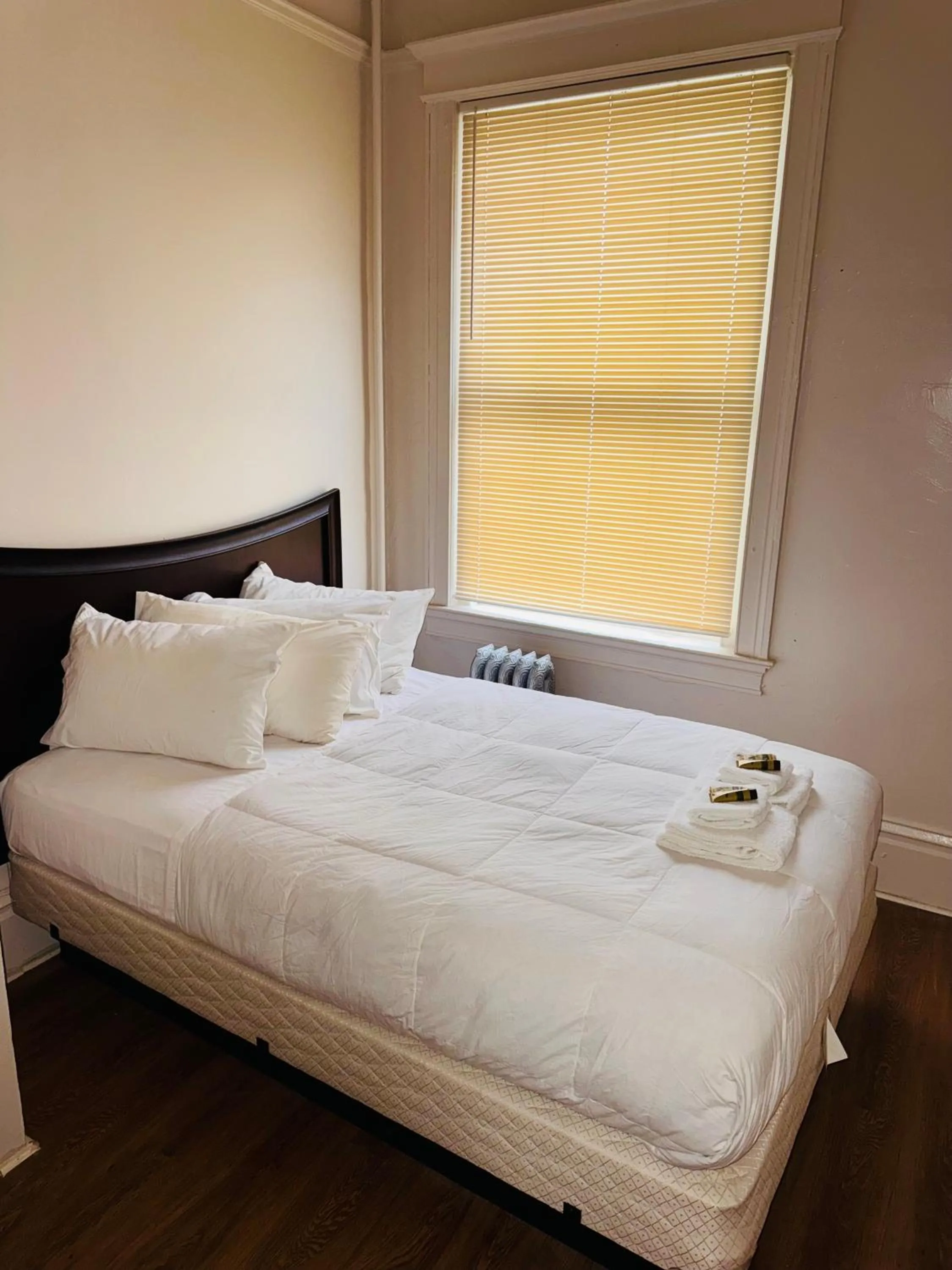 Bed in Riviera Hotel