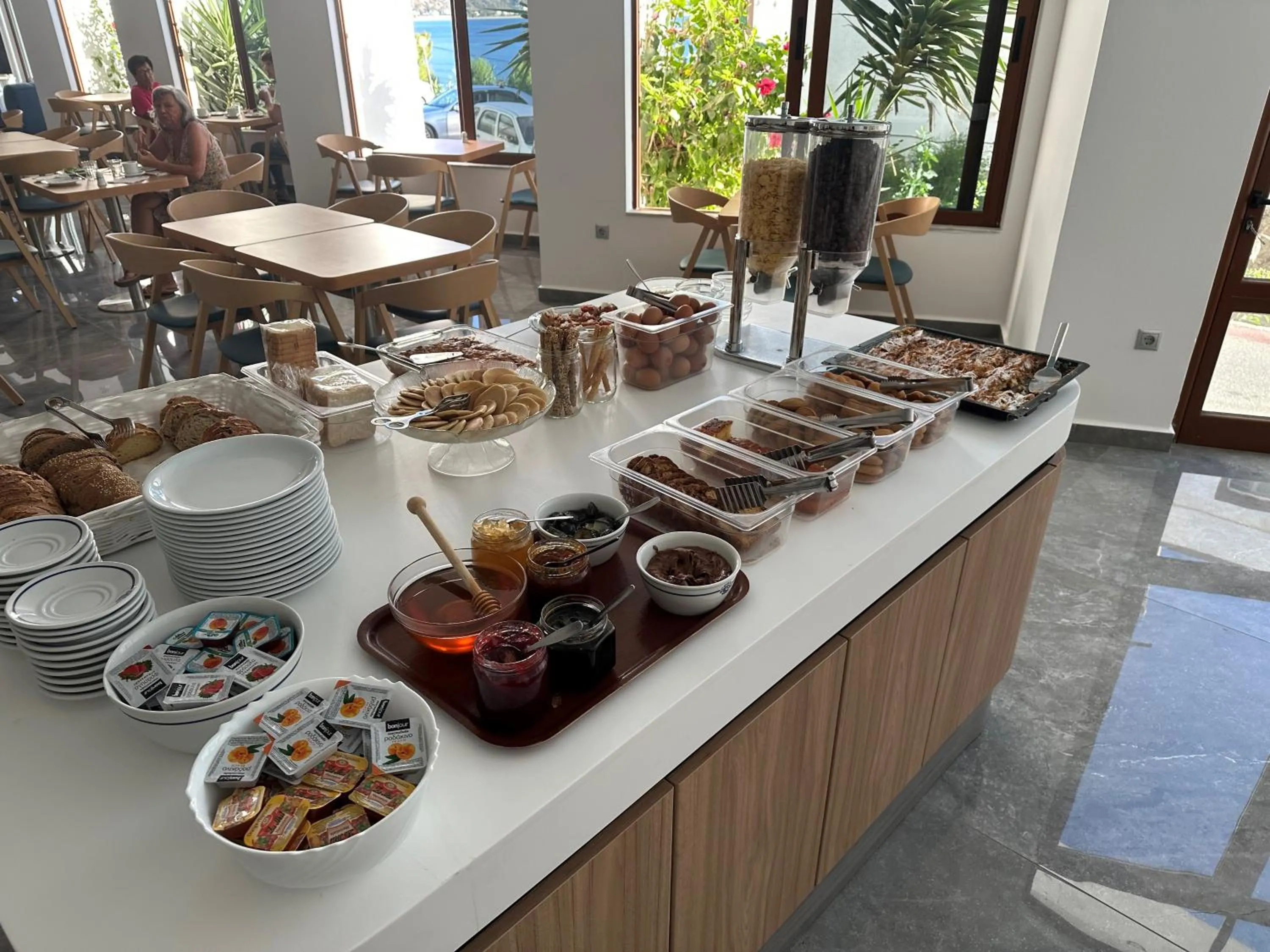Oceanis Hotel