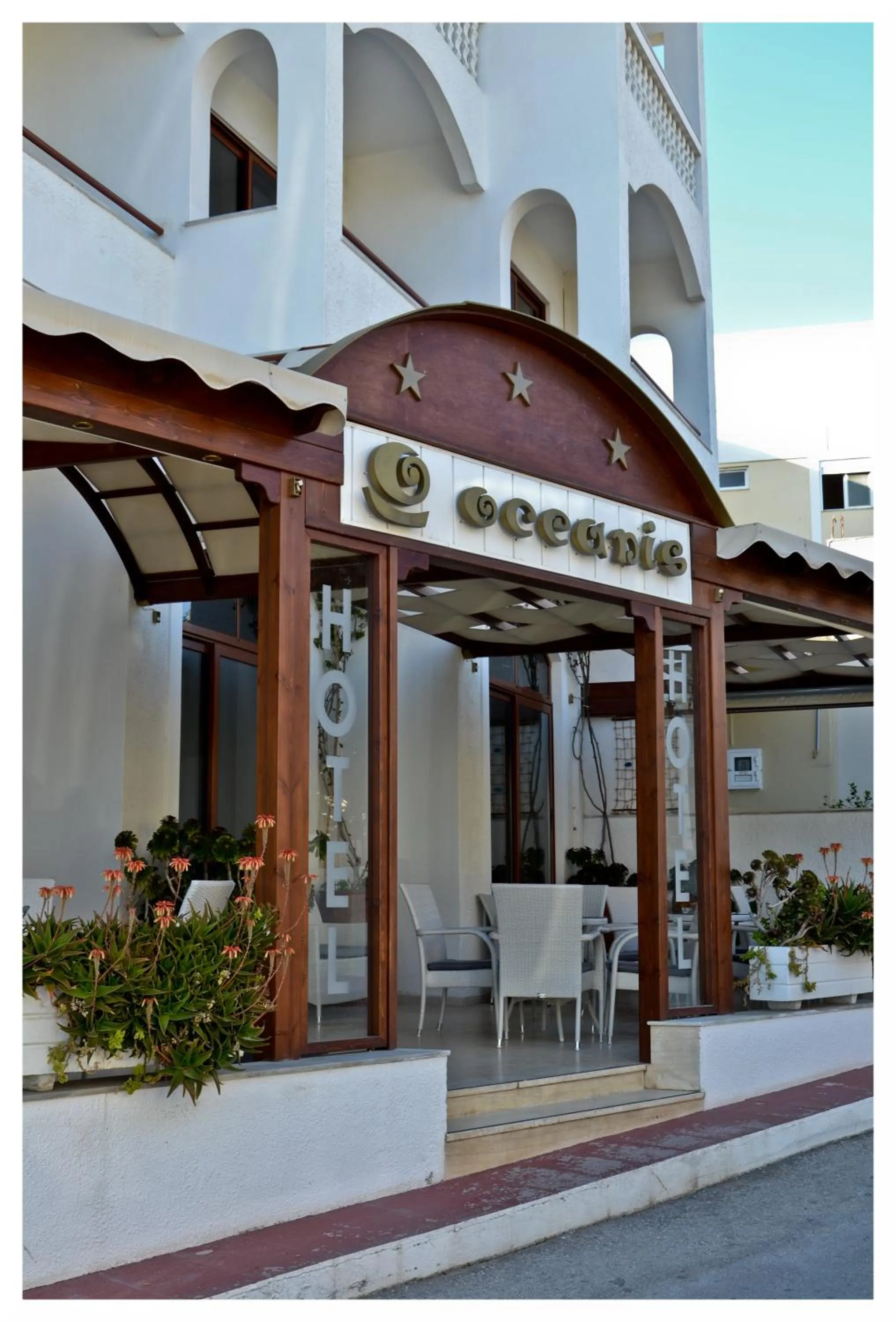 Oceanis Hotel