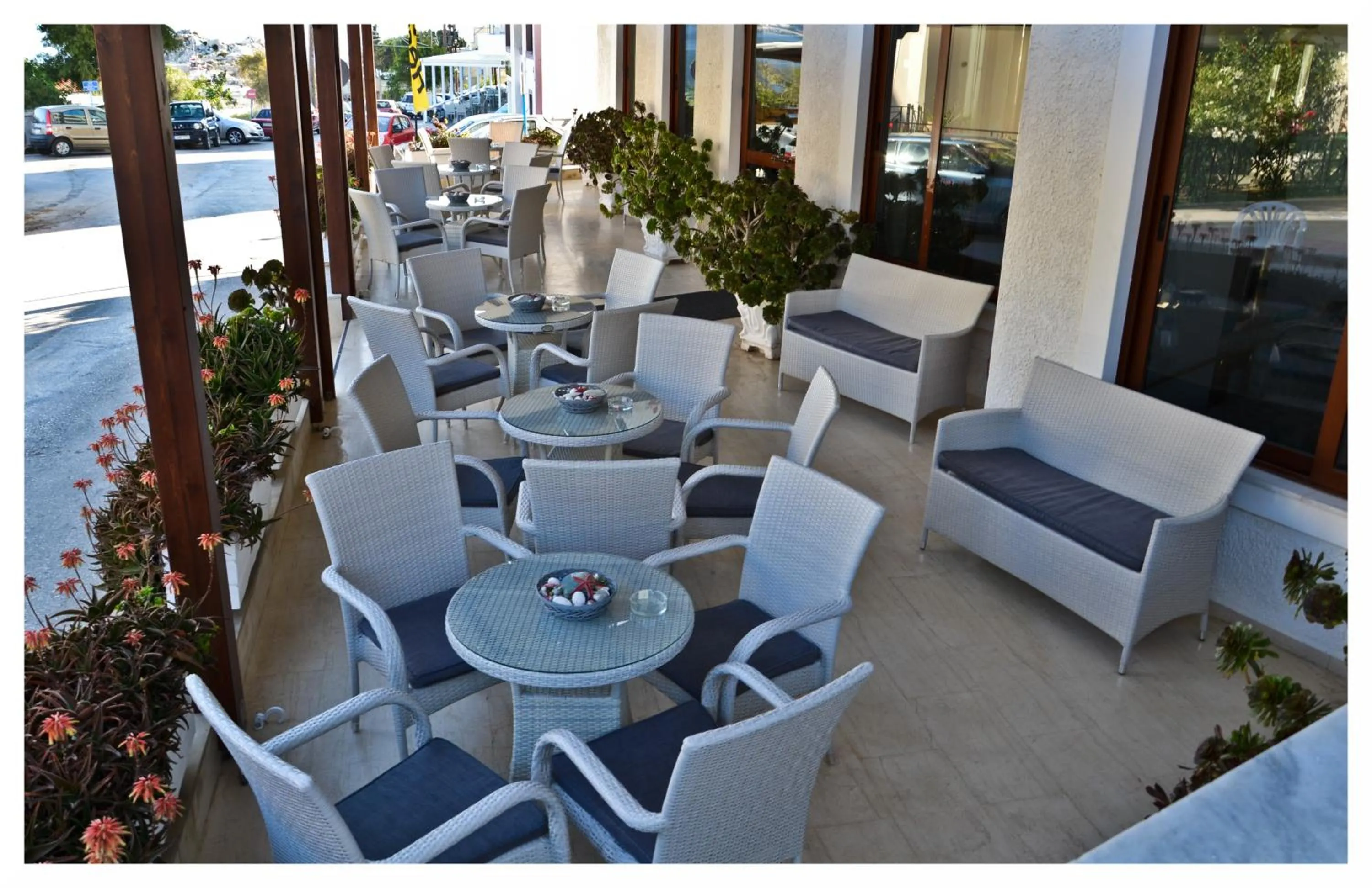 Balcony/Terrace in Oceanis Hotel